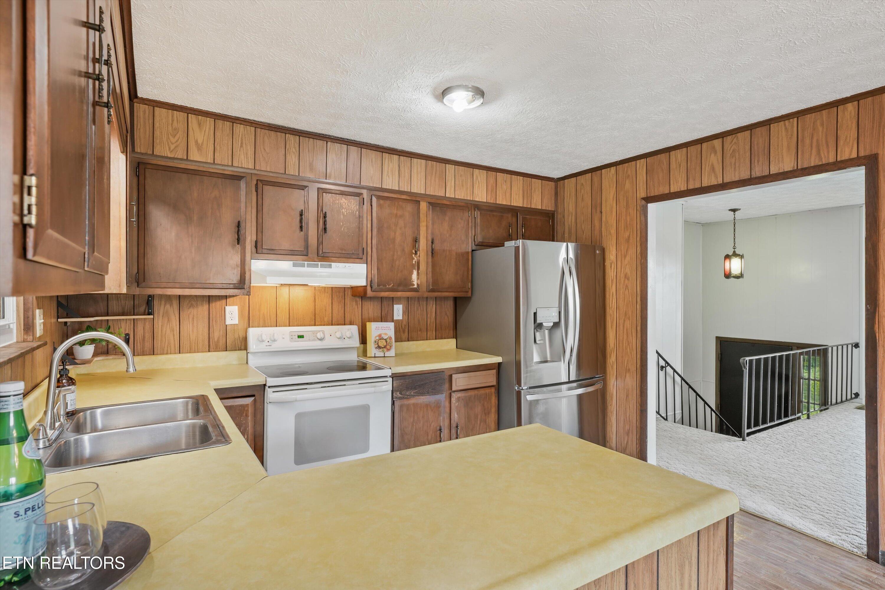 175 Henderson Lane