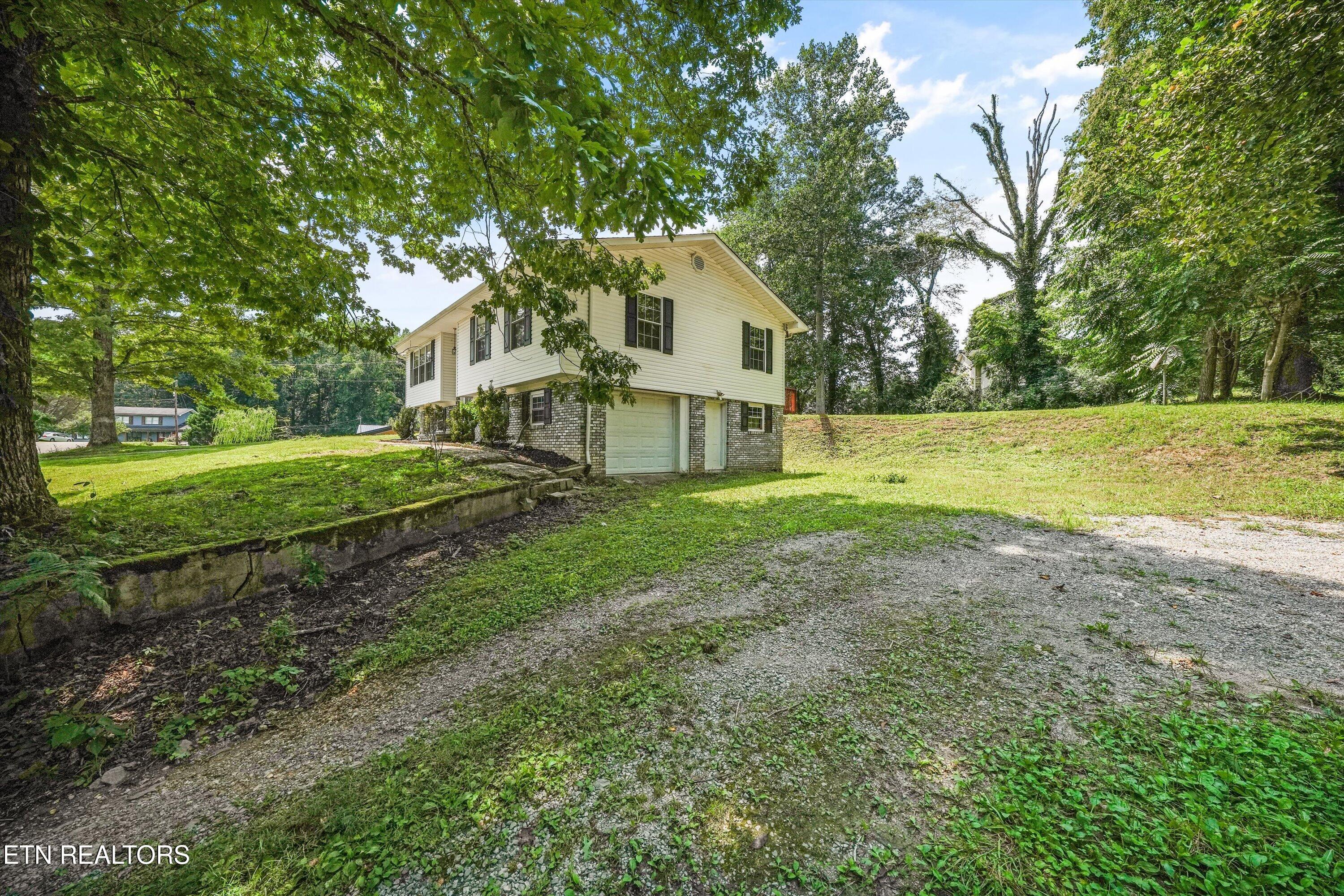 175 Henderson Lane