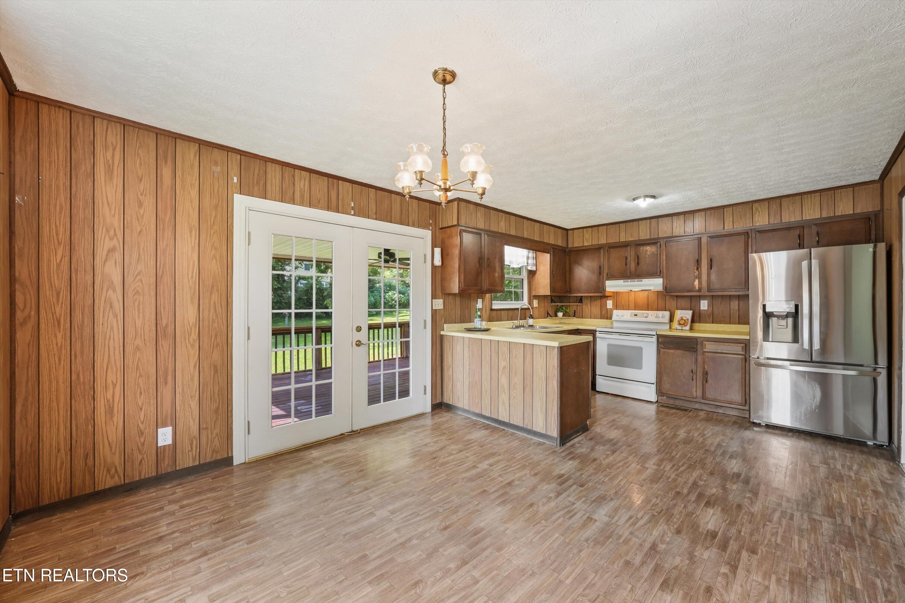 175 Henderson Lane