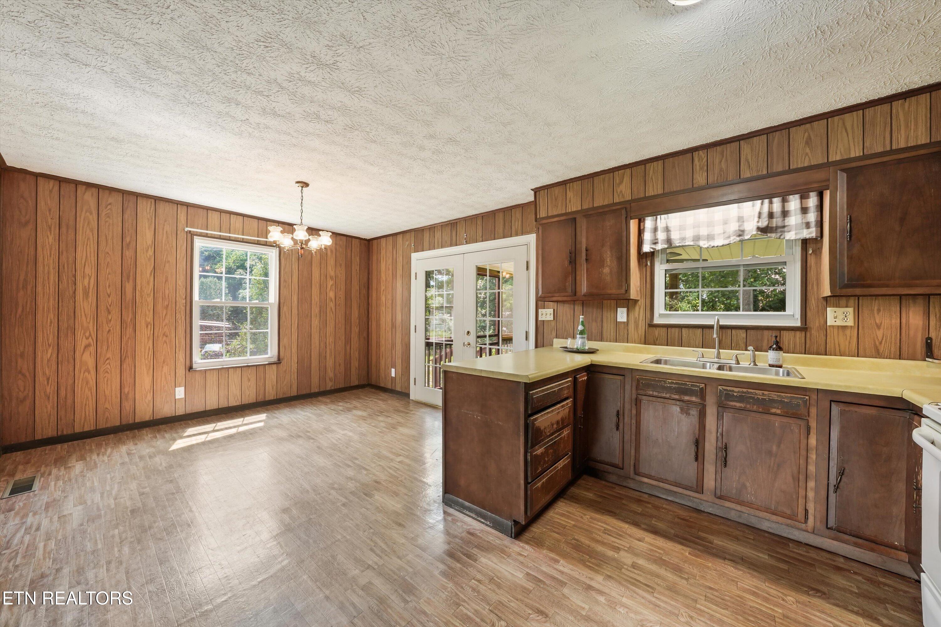 175 Henderson Lane