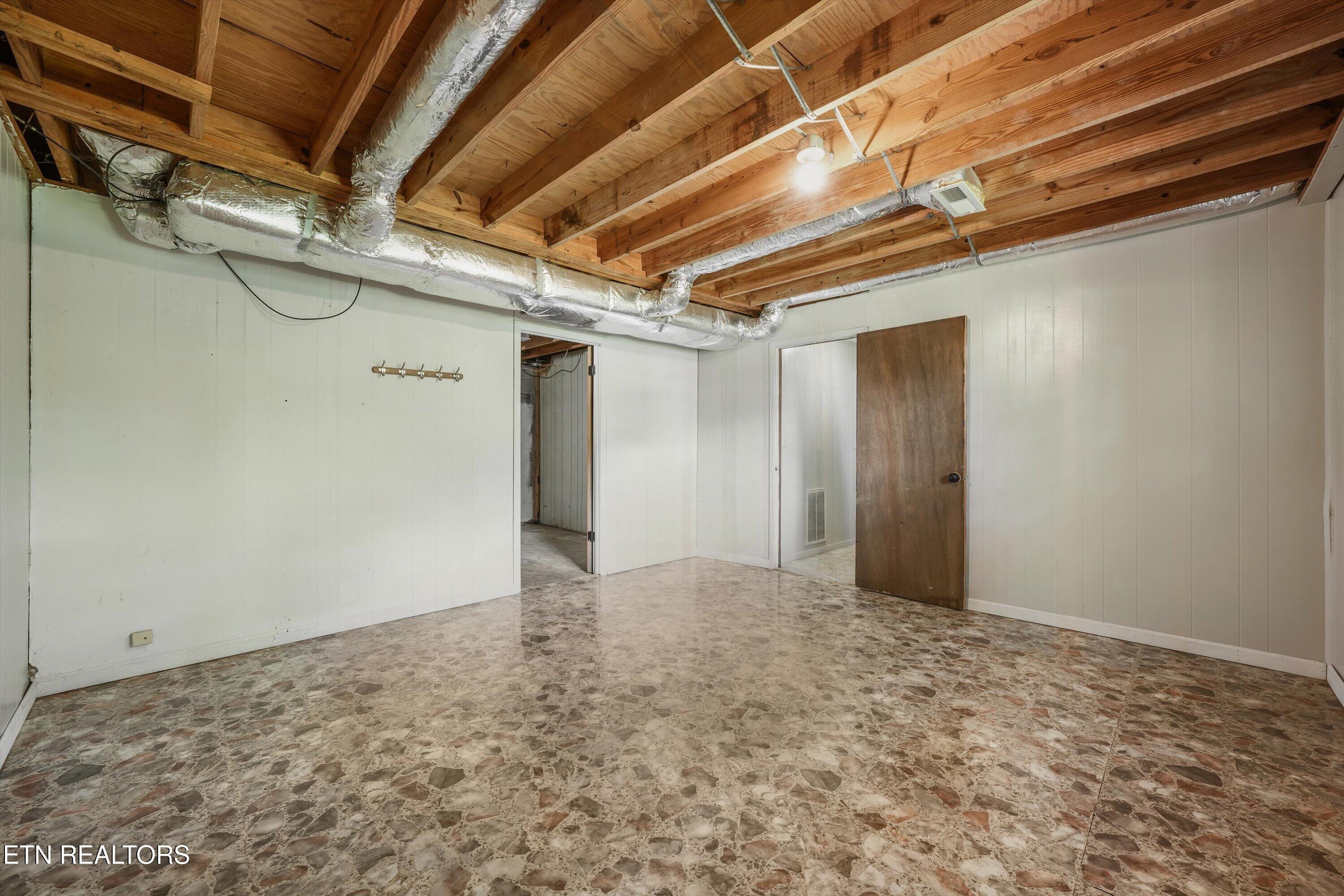 175 Henderson Lane