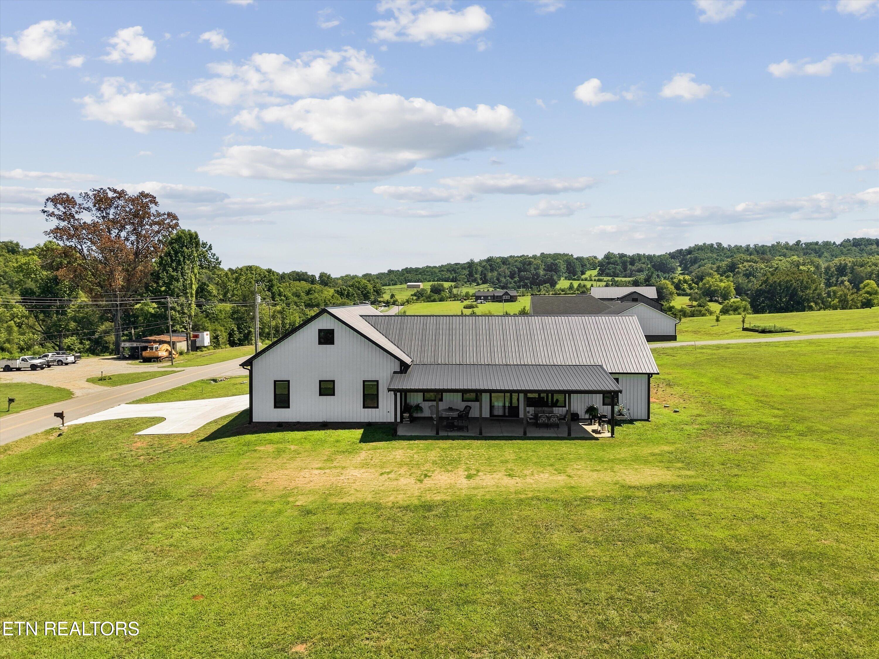4537 Big Springs Rd