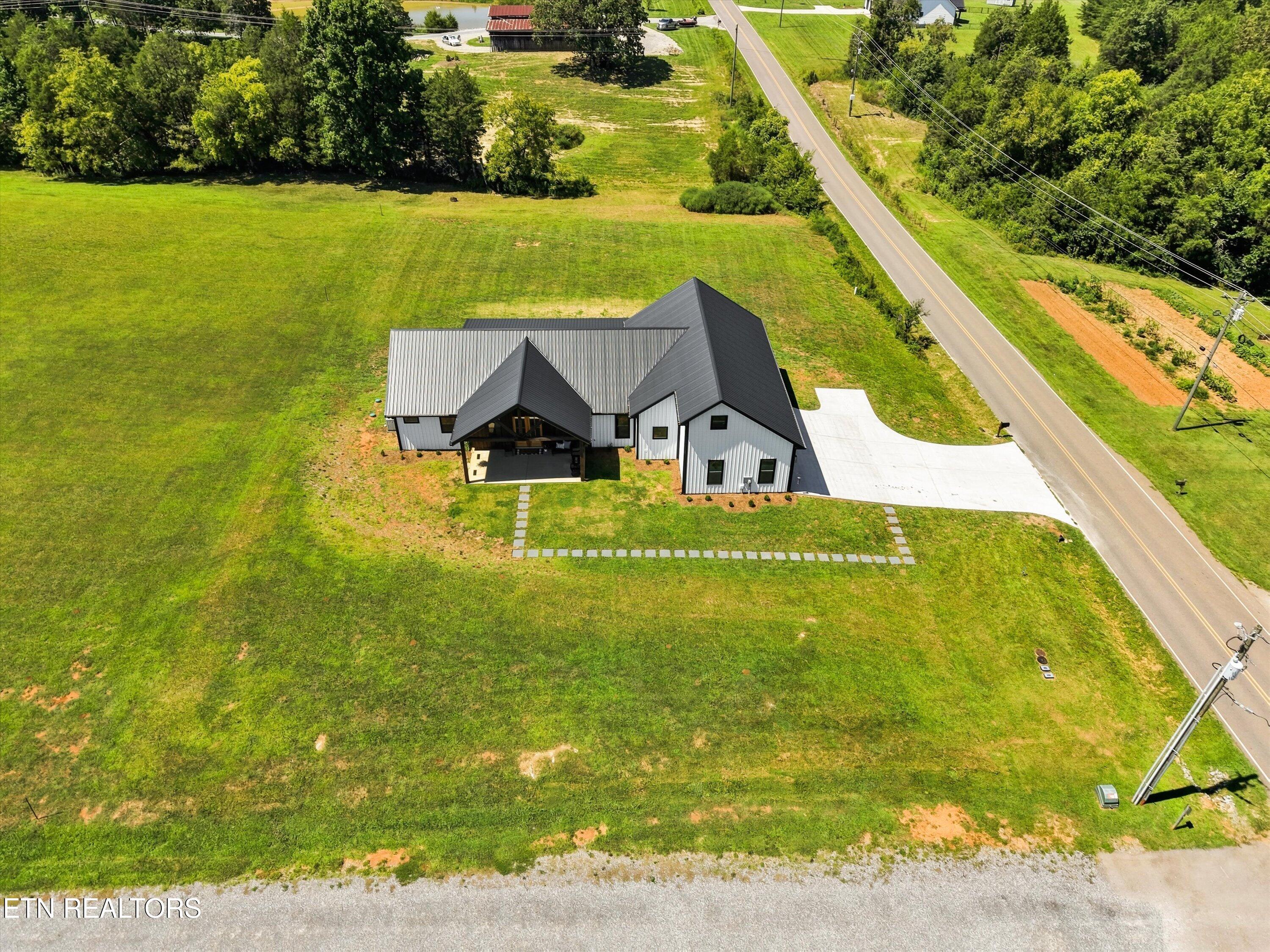 4537 Big Springs Rd