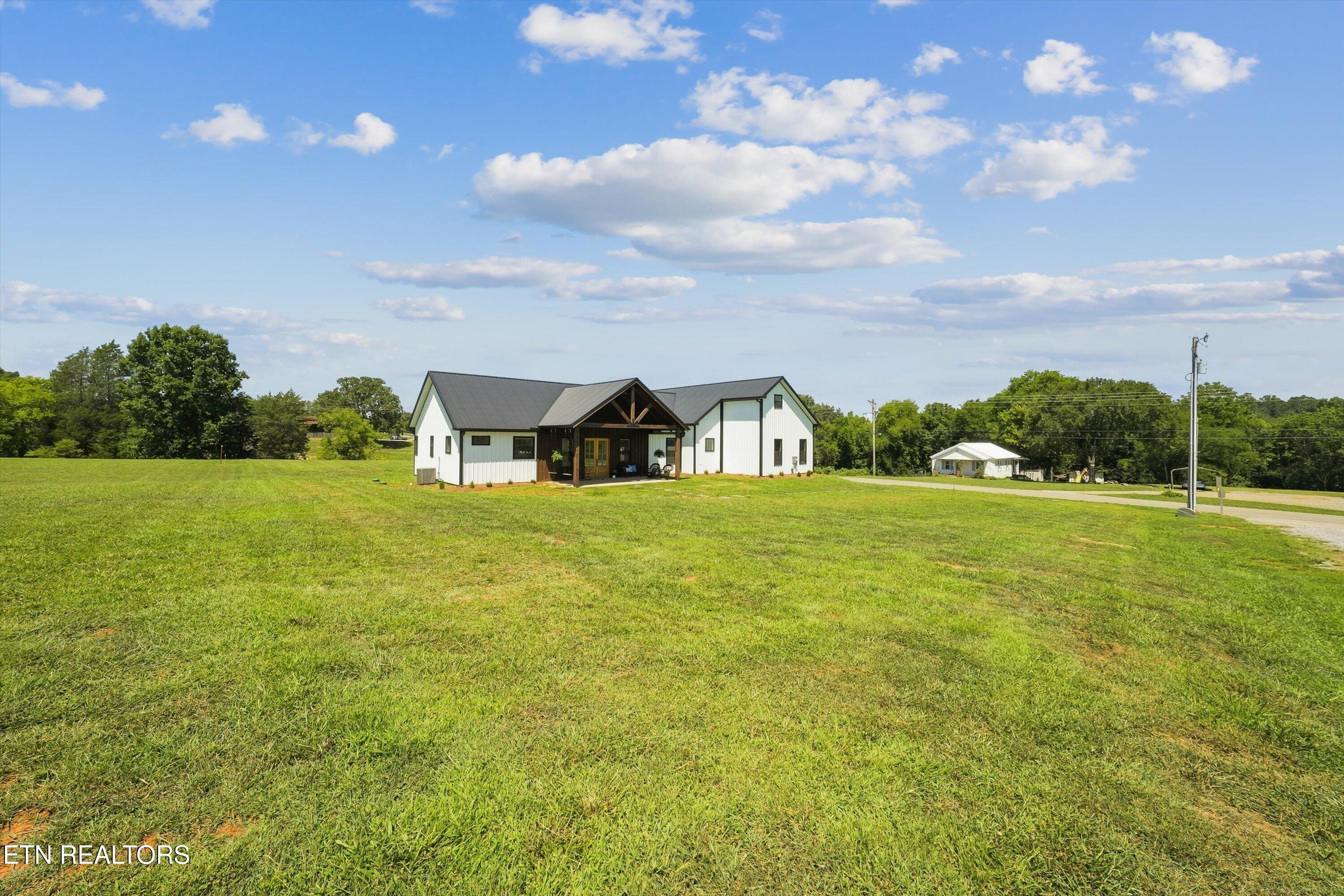4537 Big Springs Rd