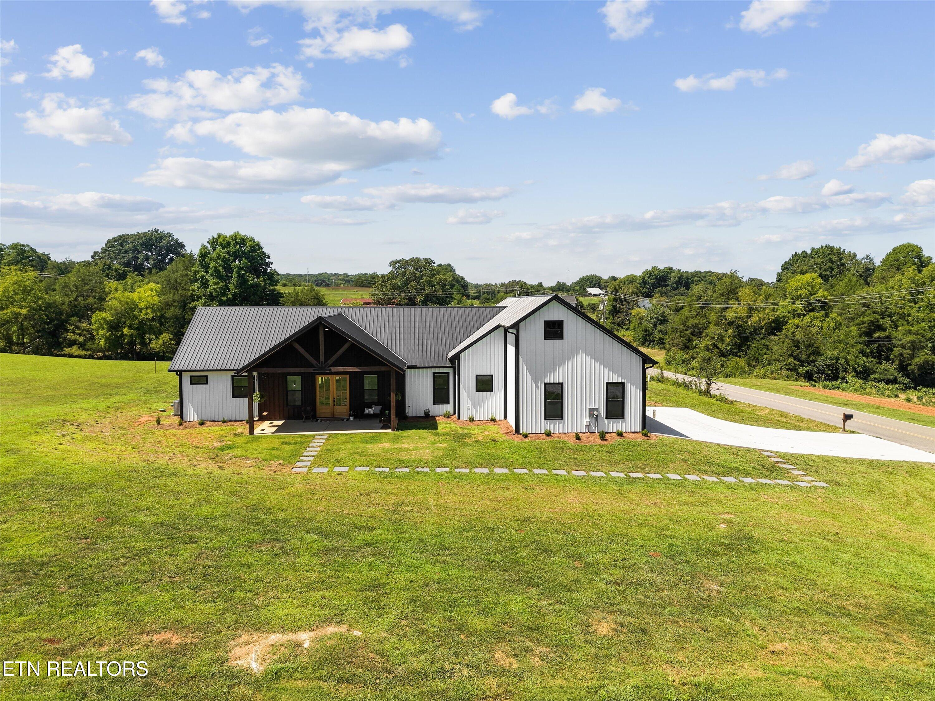 4537 Big Springs Rd