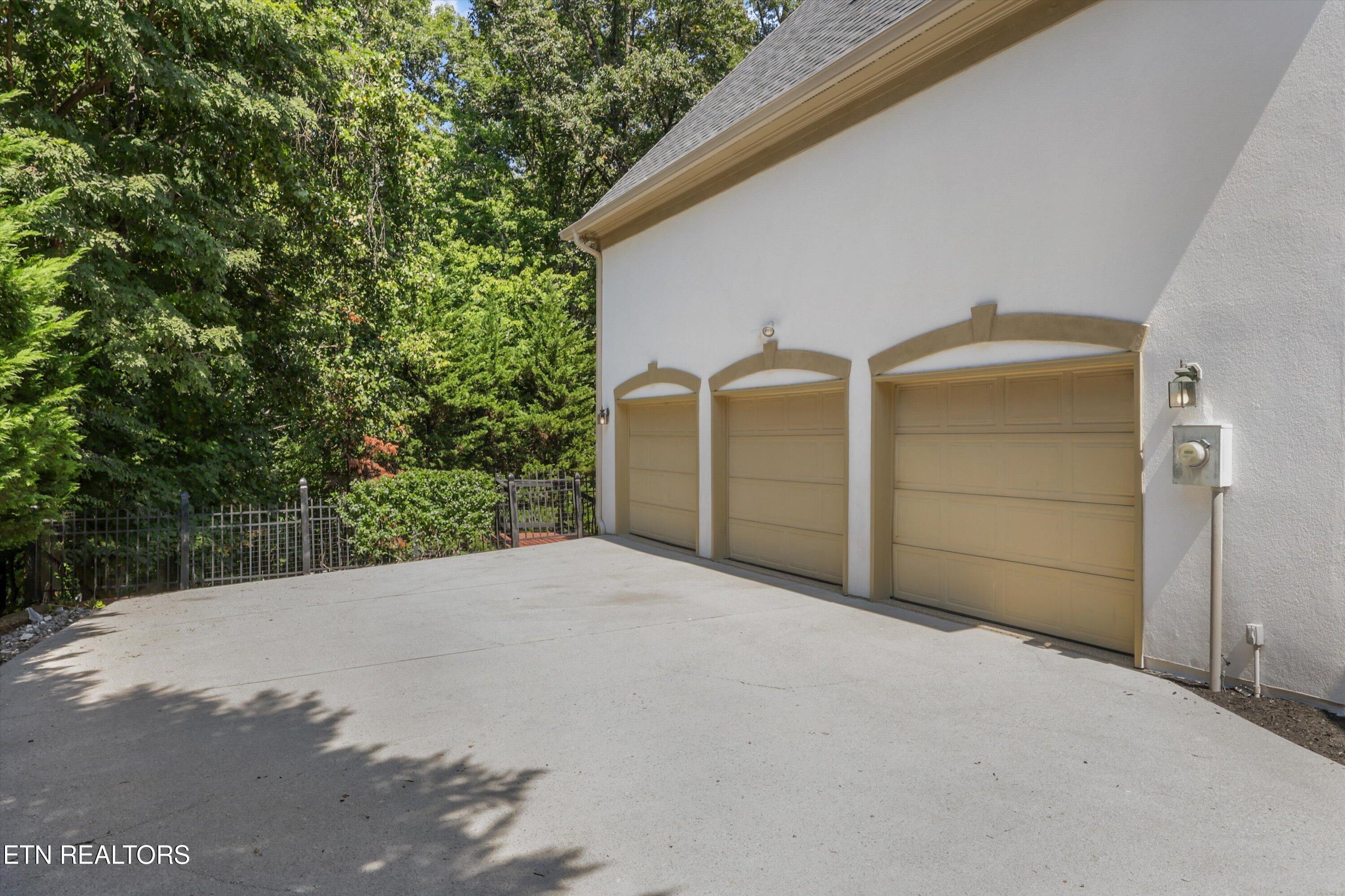 619 Vancurry Lane