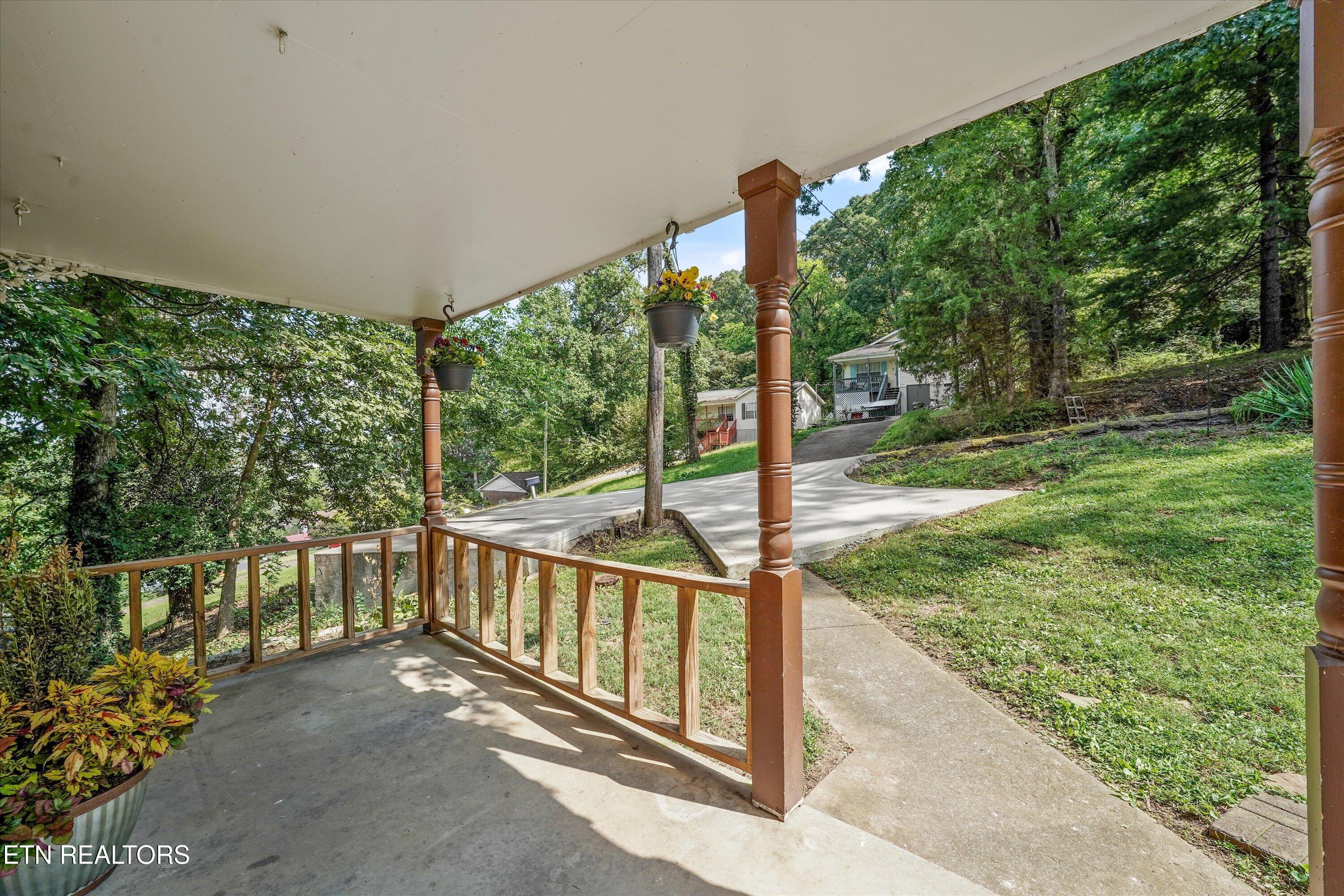 2207 Piedmont St