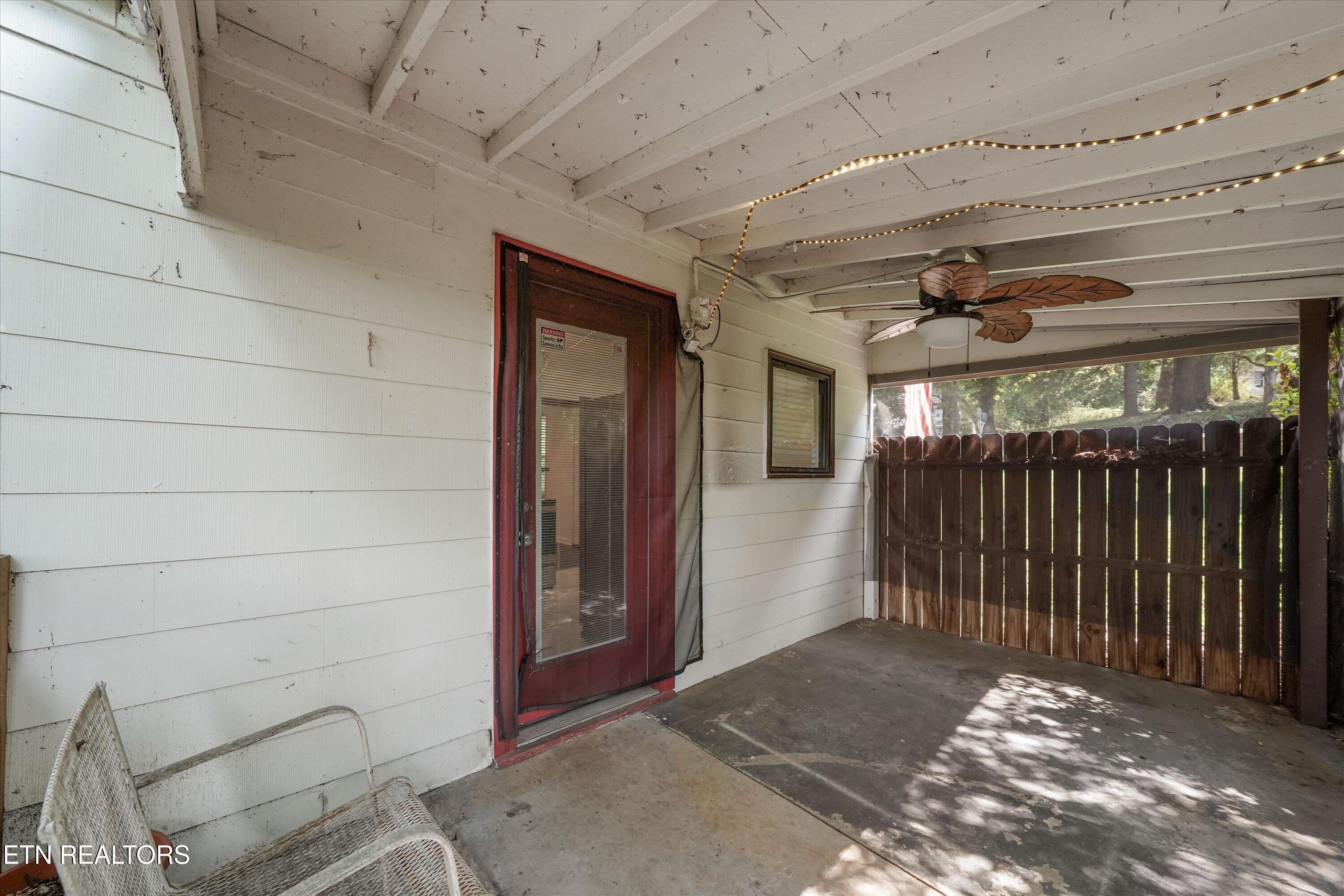 2207 Piedmont St