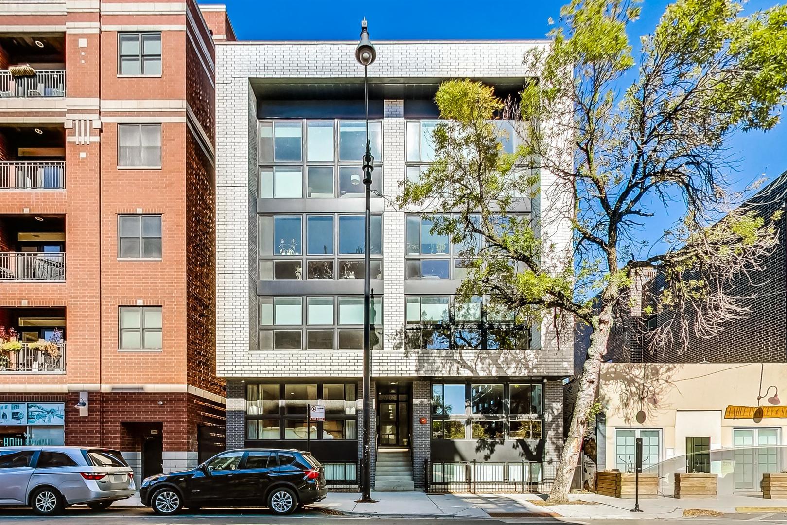 2730 W Armitage Avenue Unit: 1W