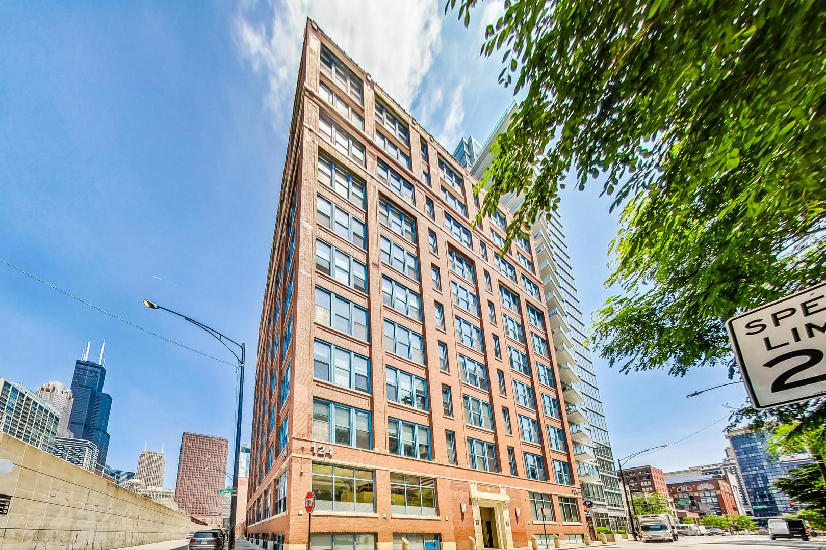 124 W Polk Street Unit: 903