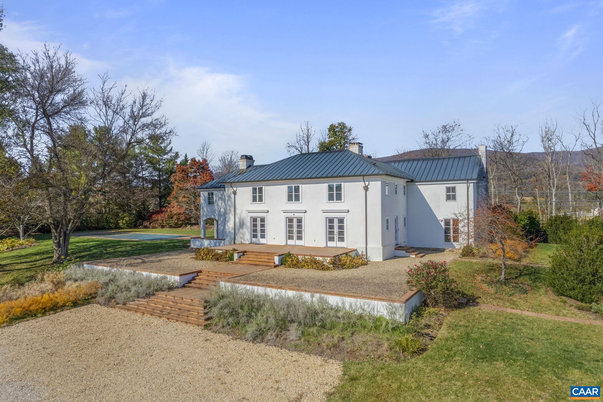 7537 ROCKFISH GAP TPKE