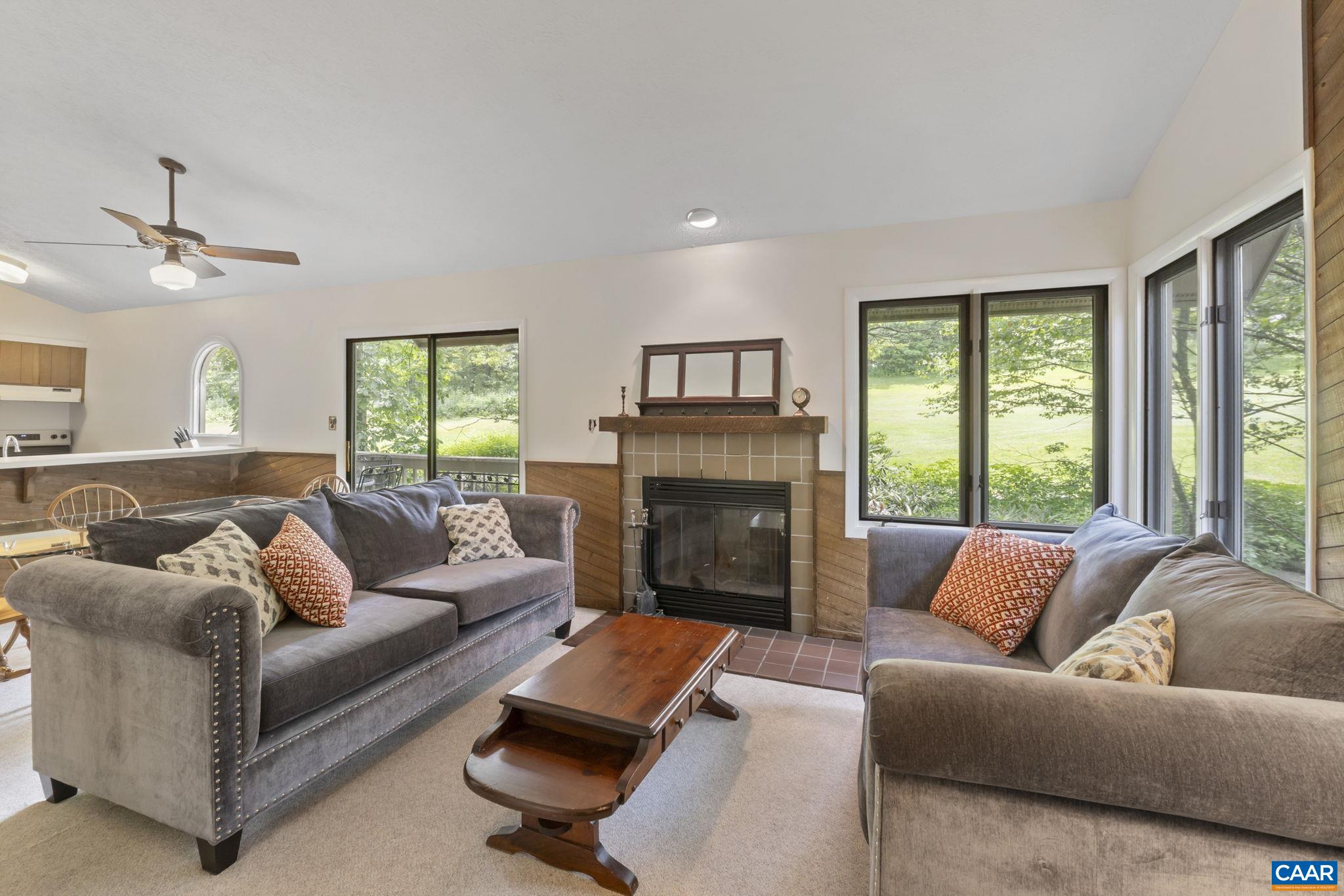 2212 TANNERS RIDGE