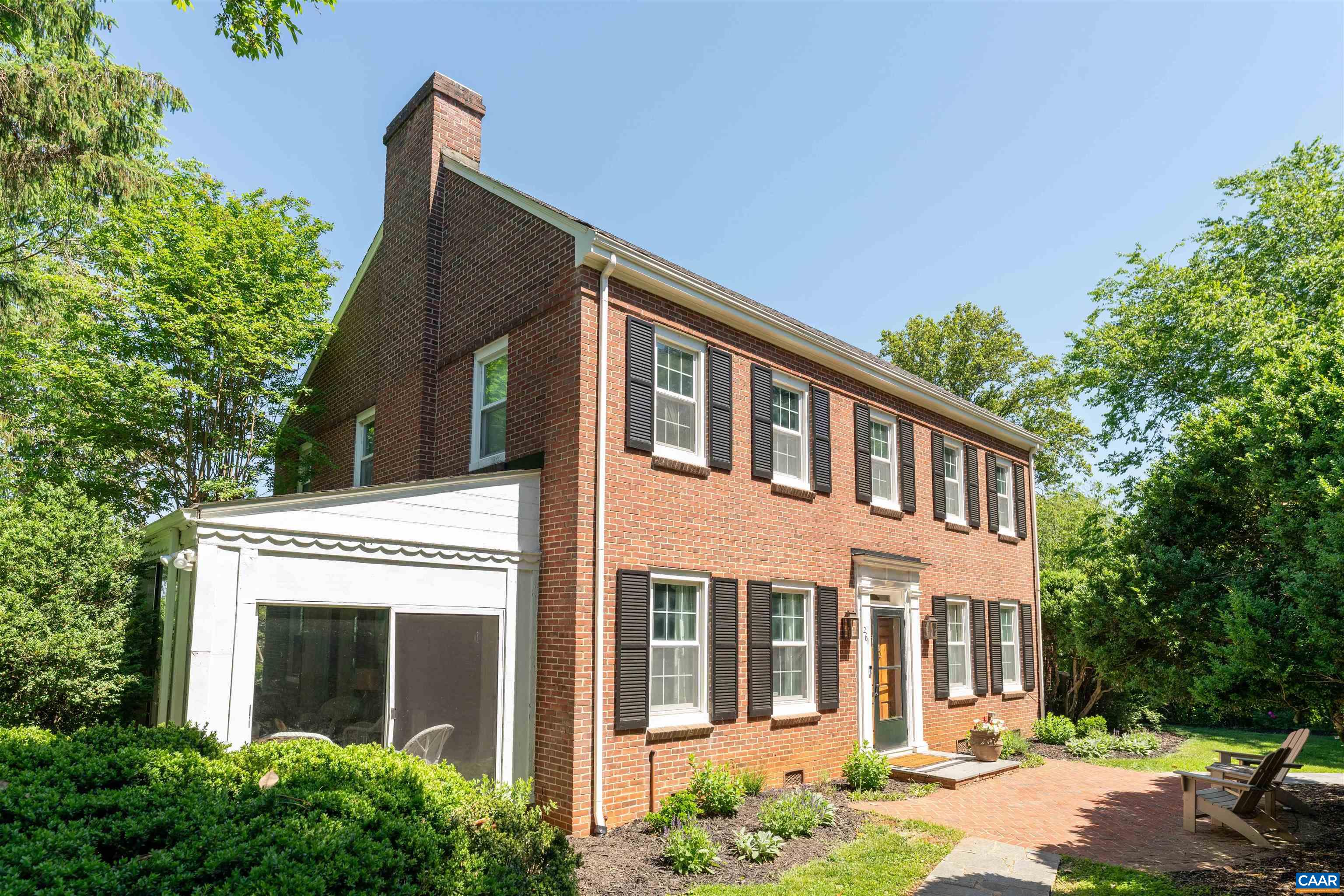 261 BLUE RIDGE DR
