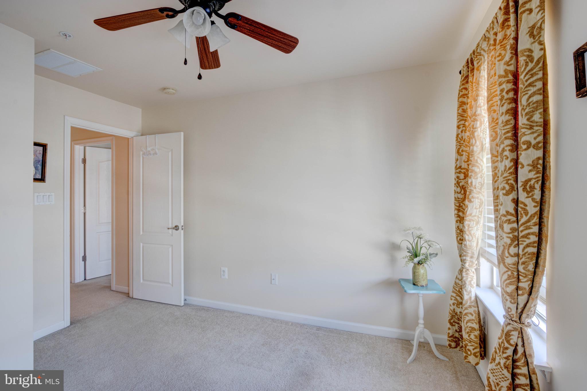 7161 HUMMINGBIRD DRIVE