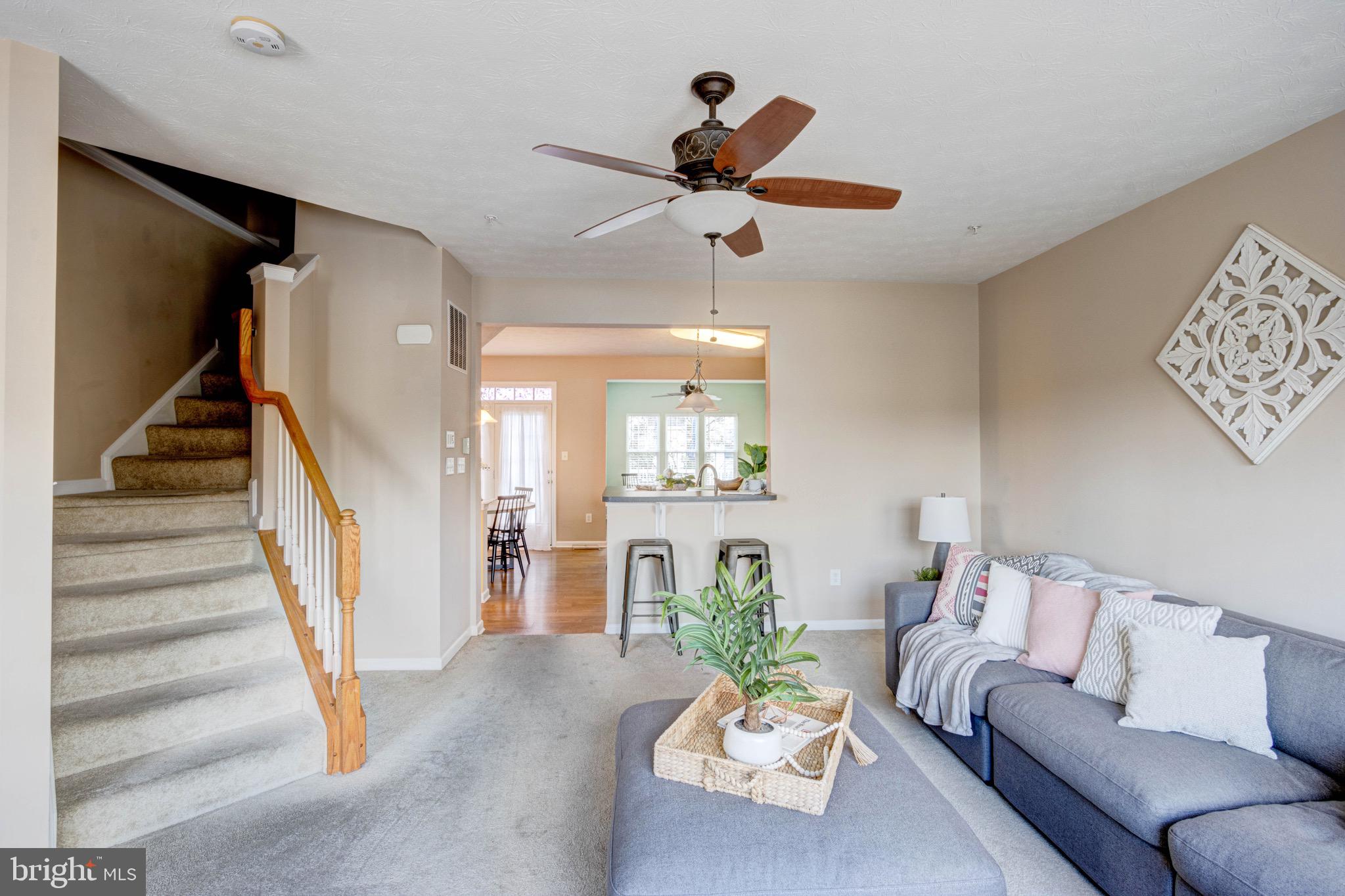 7171 HUMMINGBIRD DRIVE