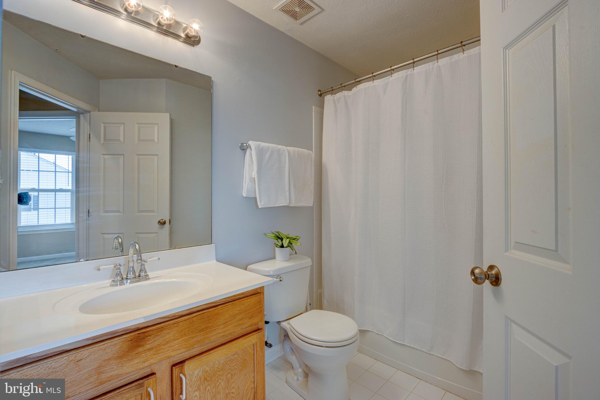 7171 HUMMINGBIRD DRIVE