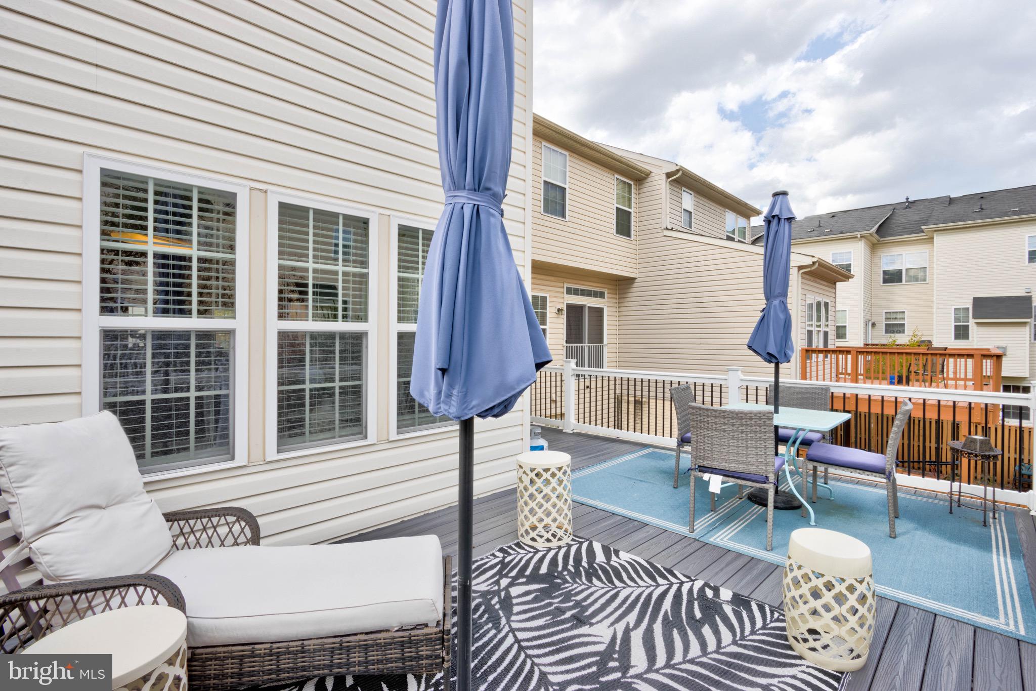 7171 HUMMINGBIRD DRIVE