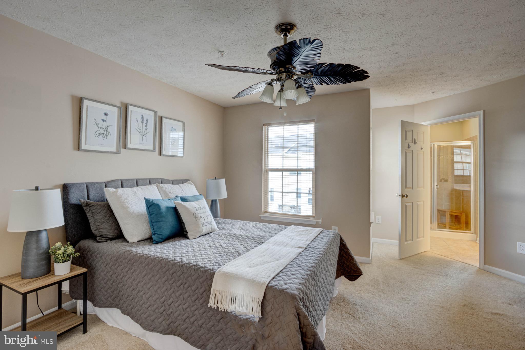 7171 HUMMINGBIRD DRIVE