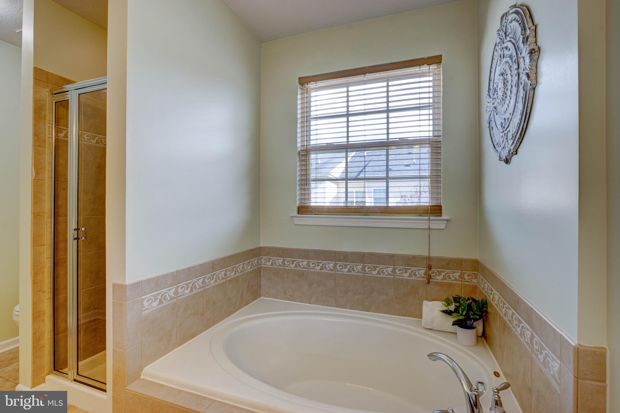 7171 HUMMINGBIRD DRIVE