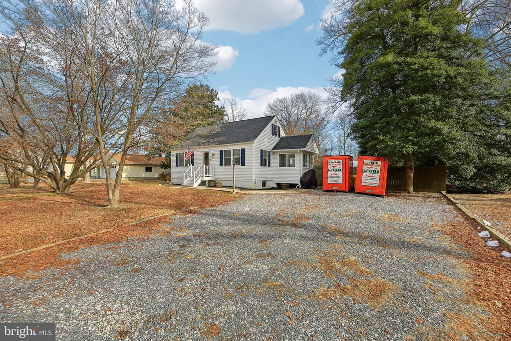 1841 CHESAPEAKE ROAD