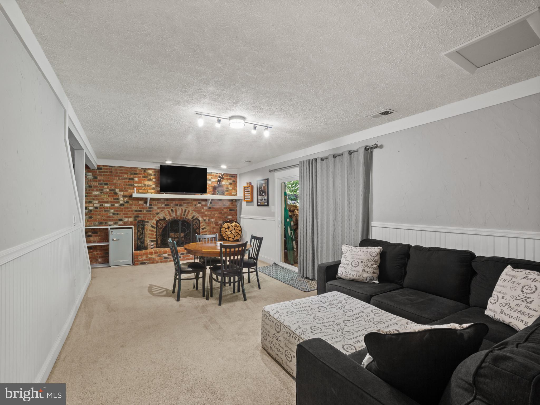 454 KINGWOOD ROAD