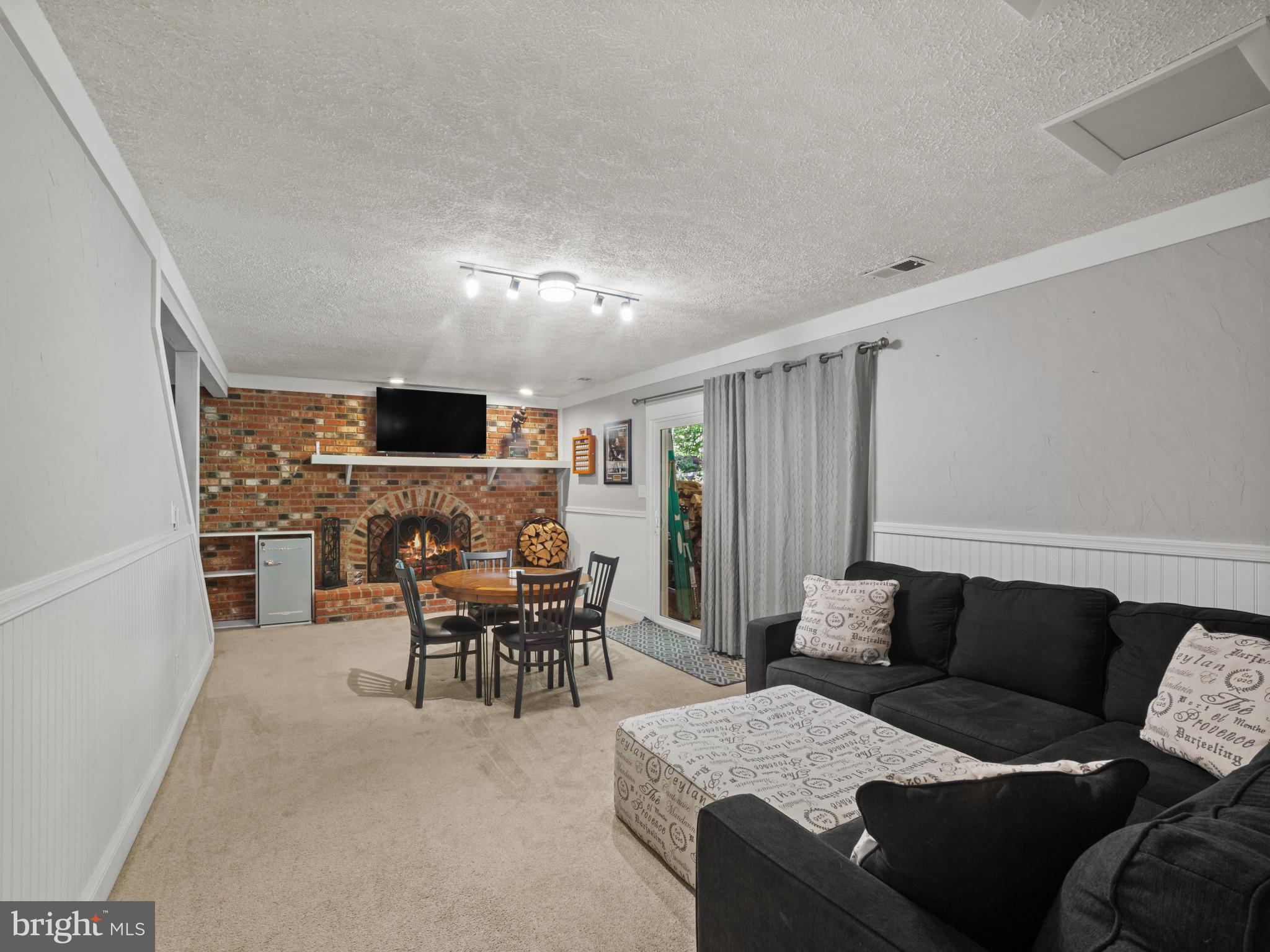 454 KINGWOOD ROAD