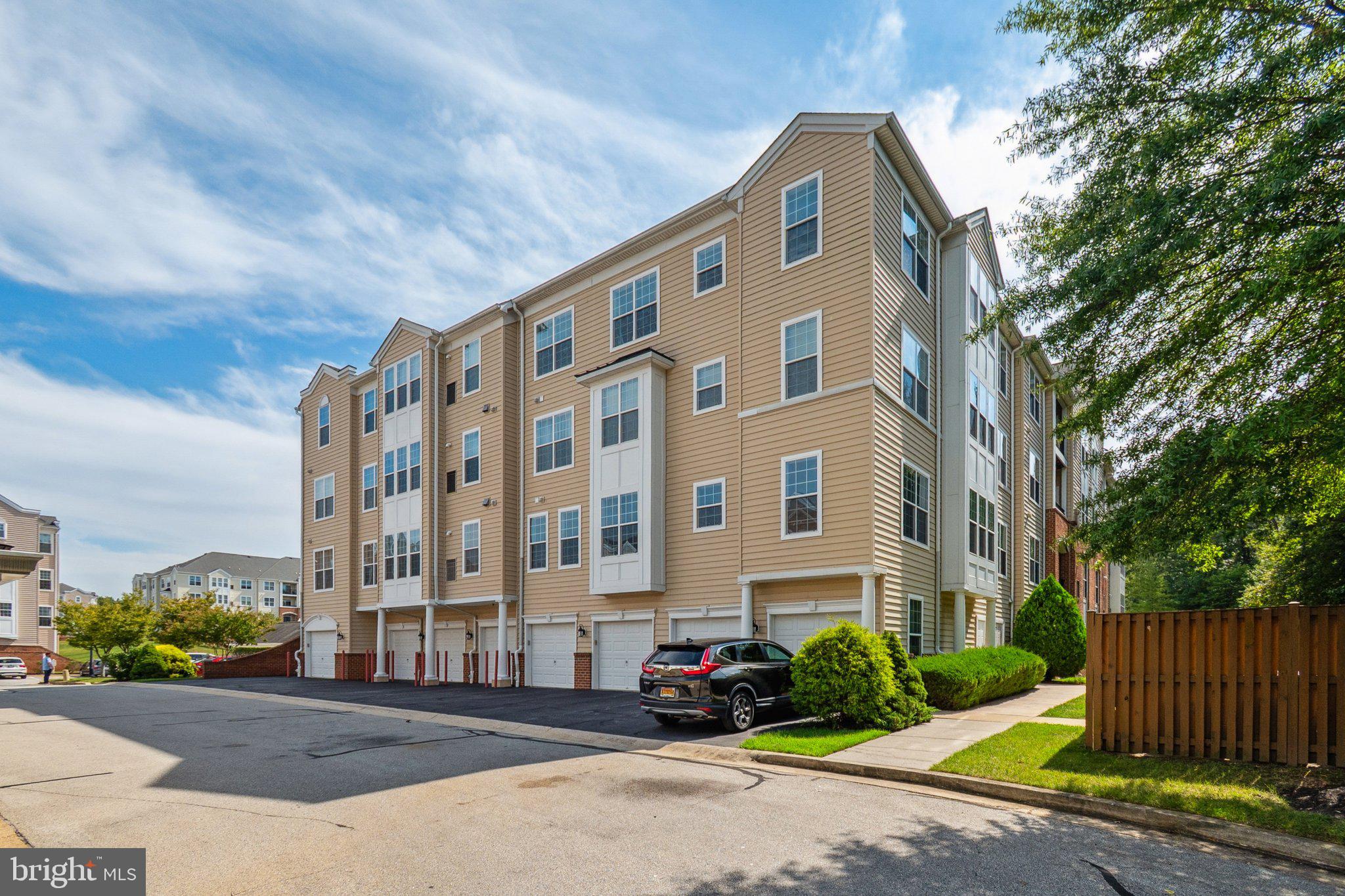 8608 WANDERING FOX TRAIL 303