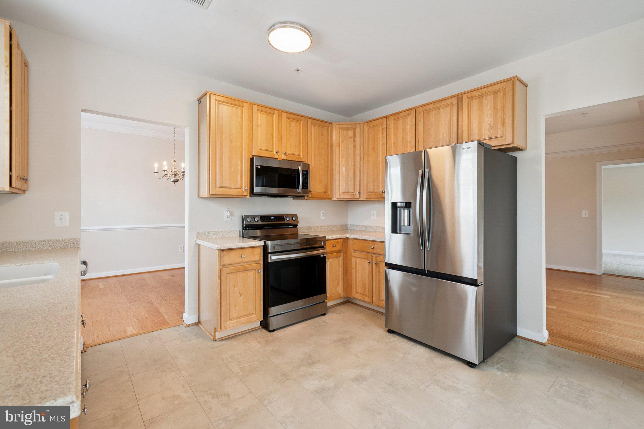 8608 WANDERING FOX TRAIL 303