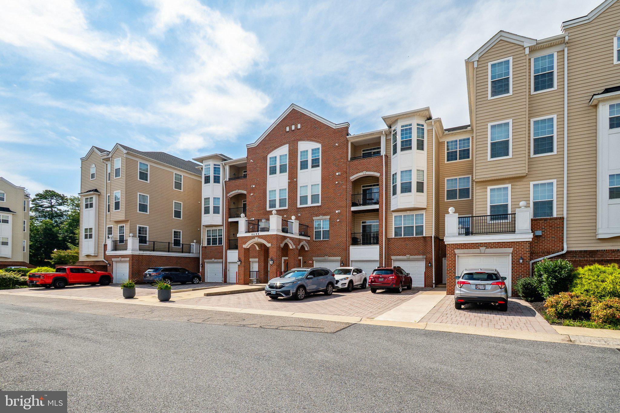 8608 WANDERING FOX TRAIL 303