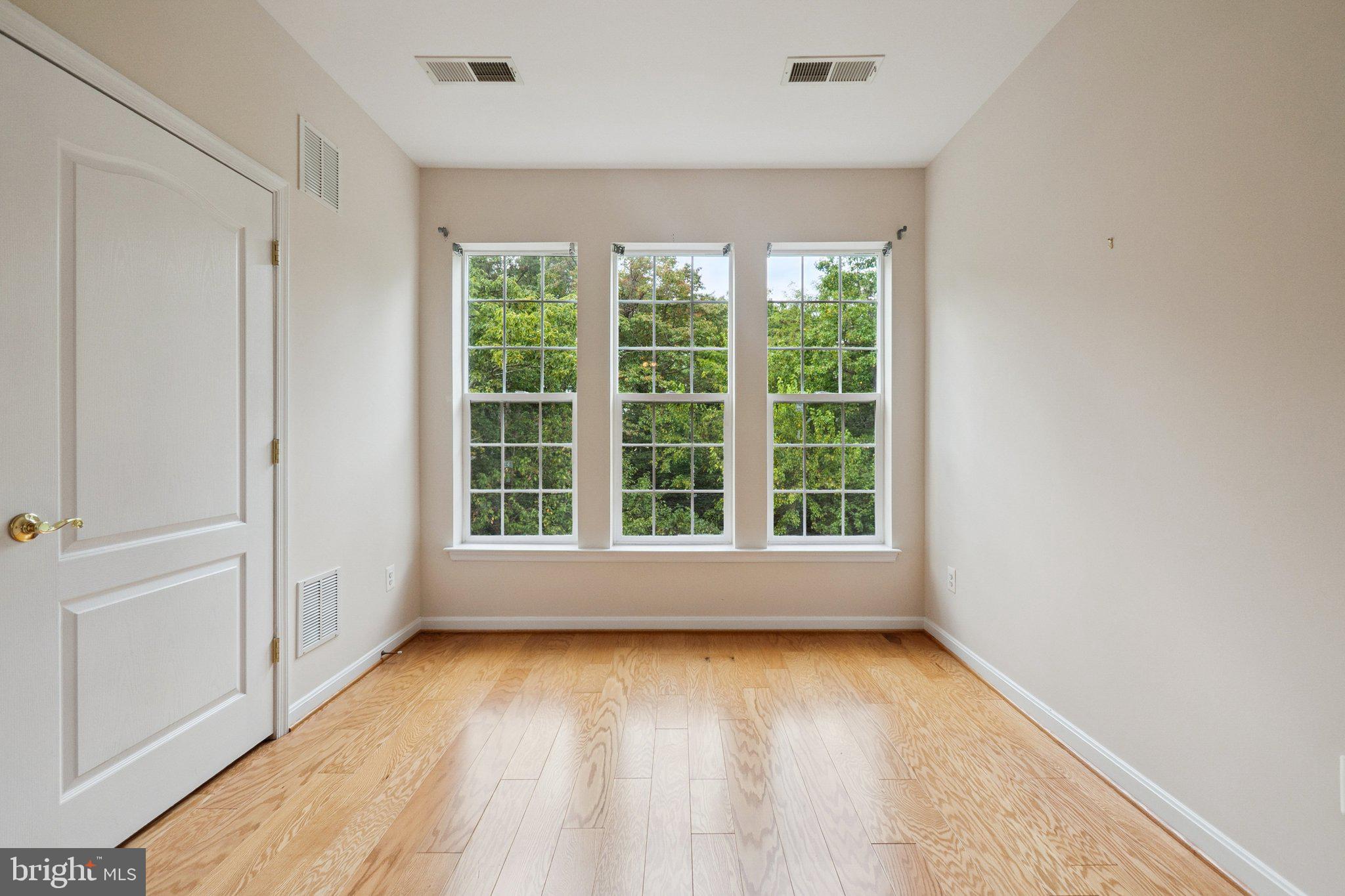 8608 WANDERING FOX TRAIL 303