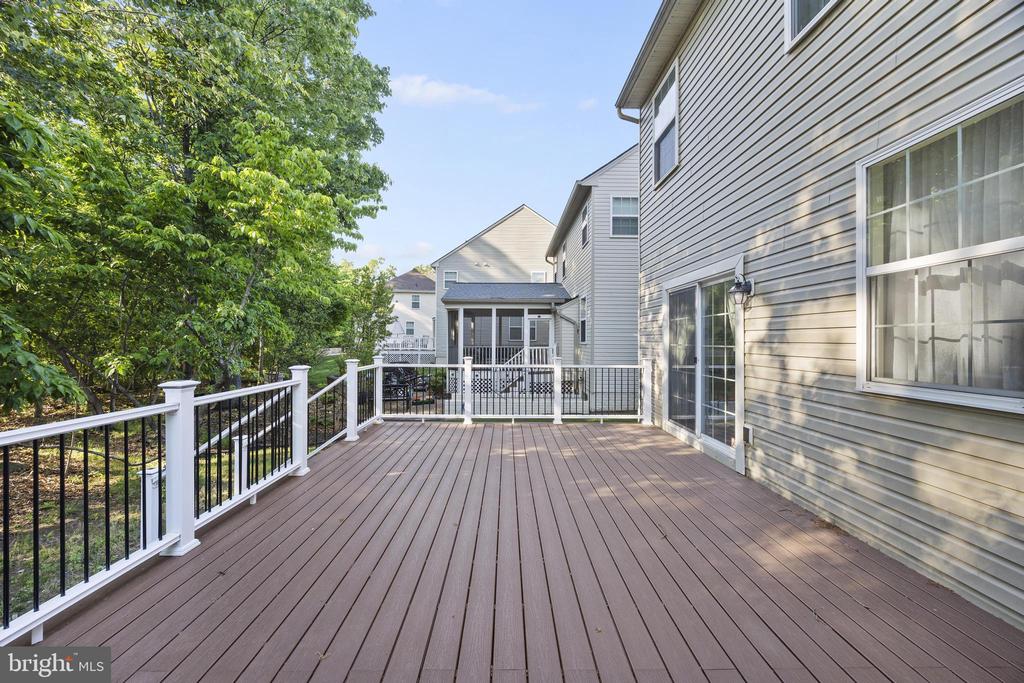7212 STALLINGS DRIVE