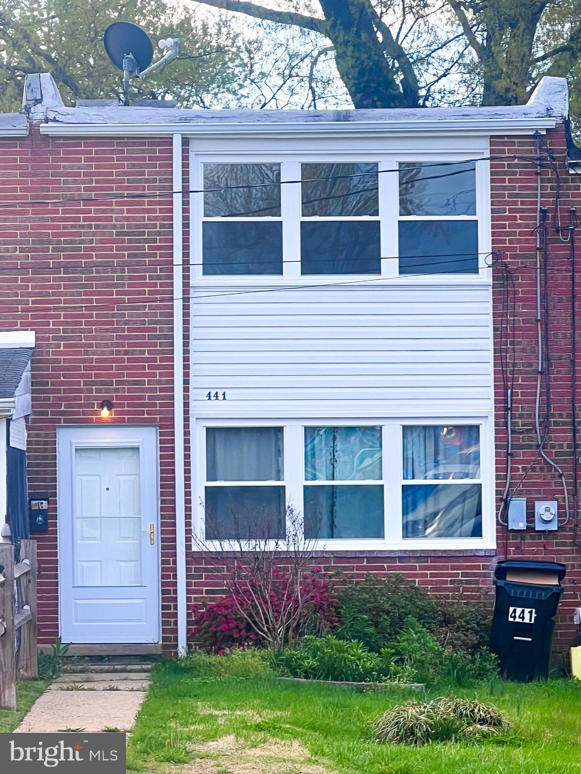 441 CALEDONIA AVENUE