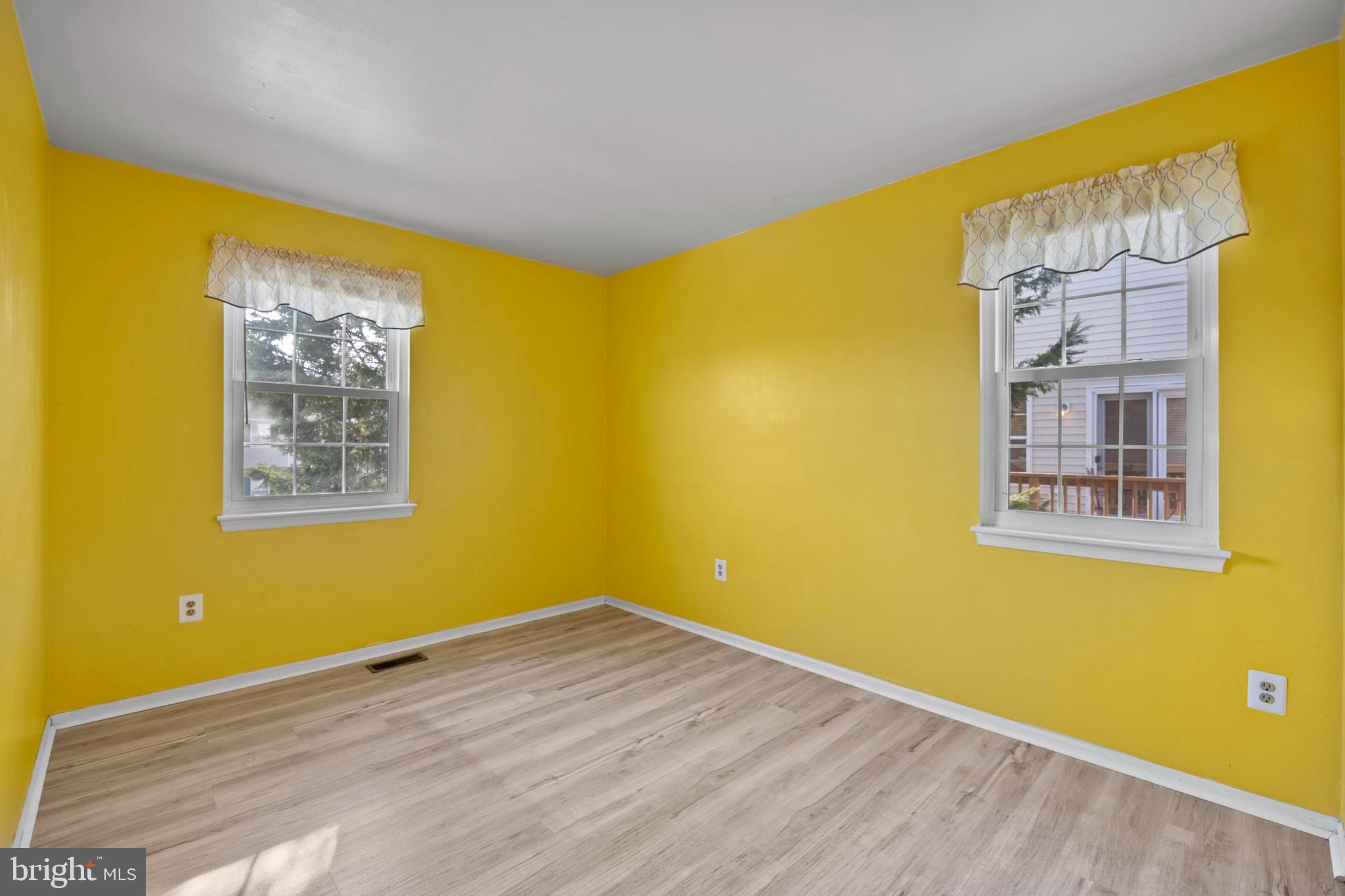 9046 TARPLEYS CIRCLE