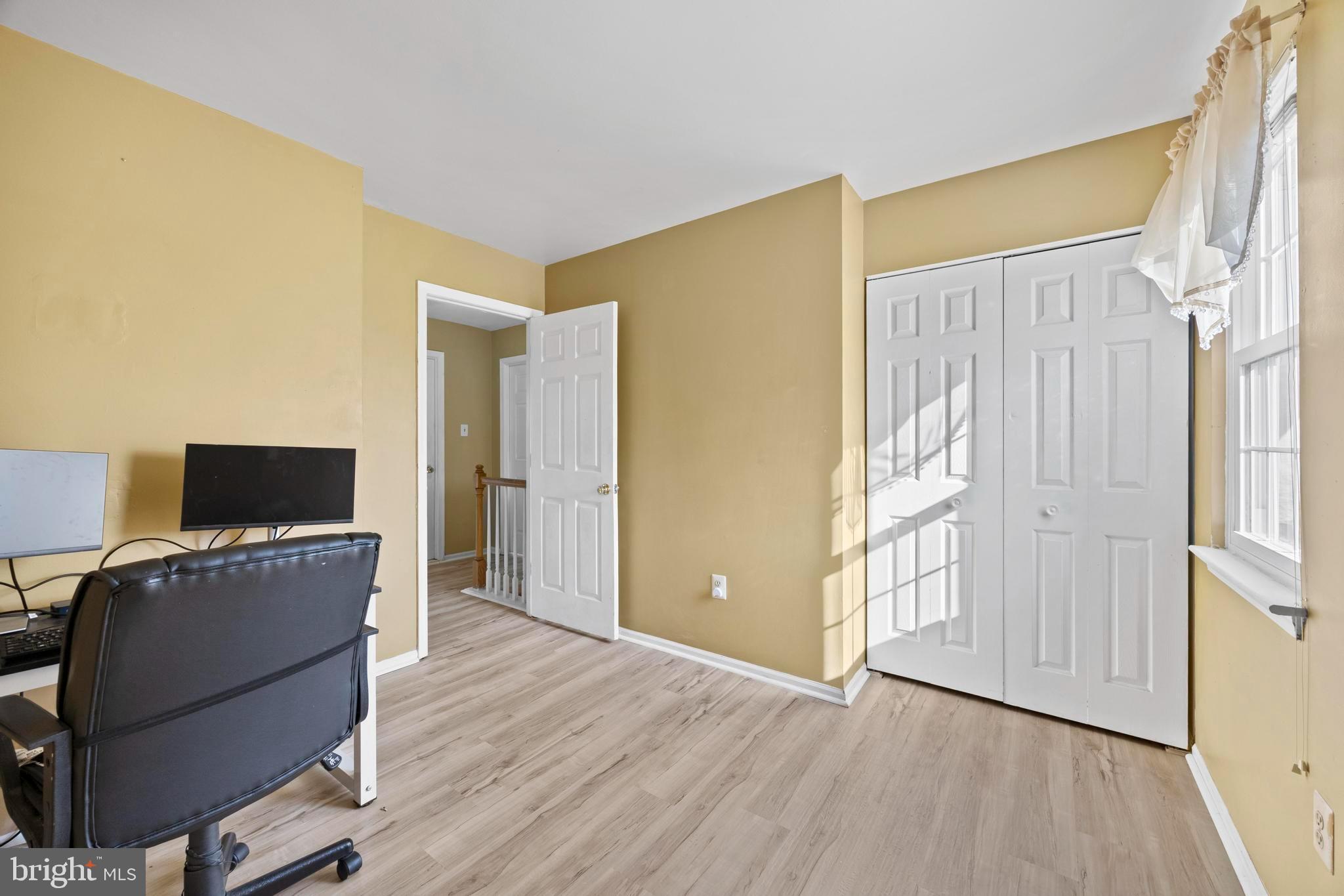 9046 TARPLEYS CIRCLE