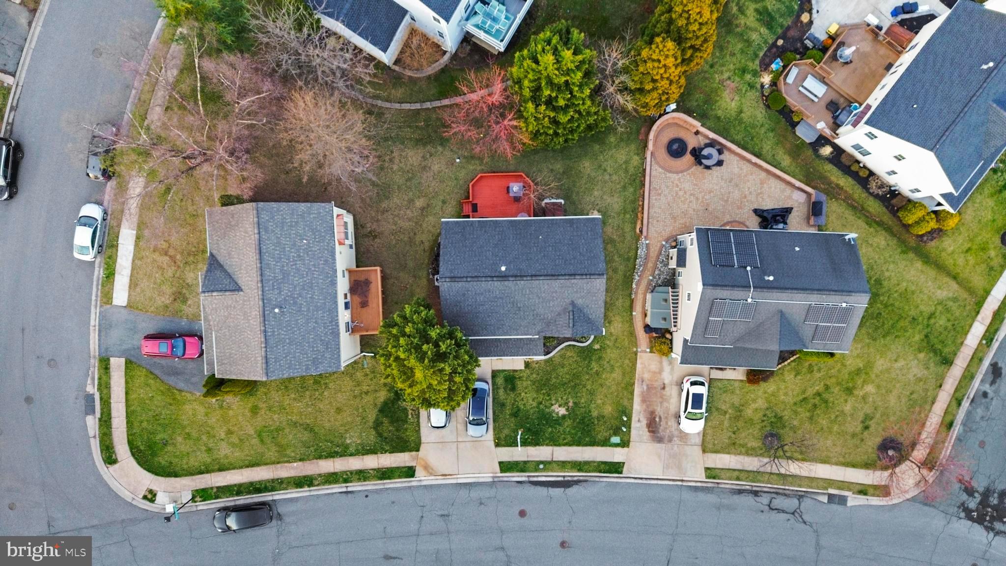 9046 TARPLEYS CIRCLE