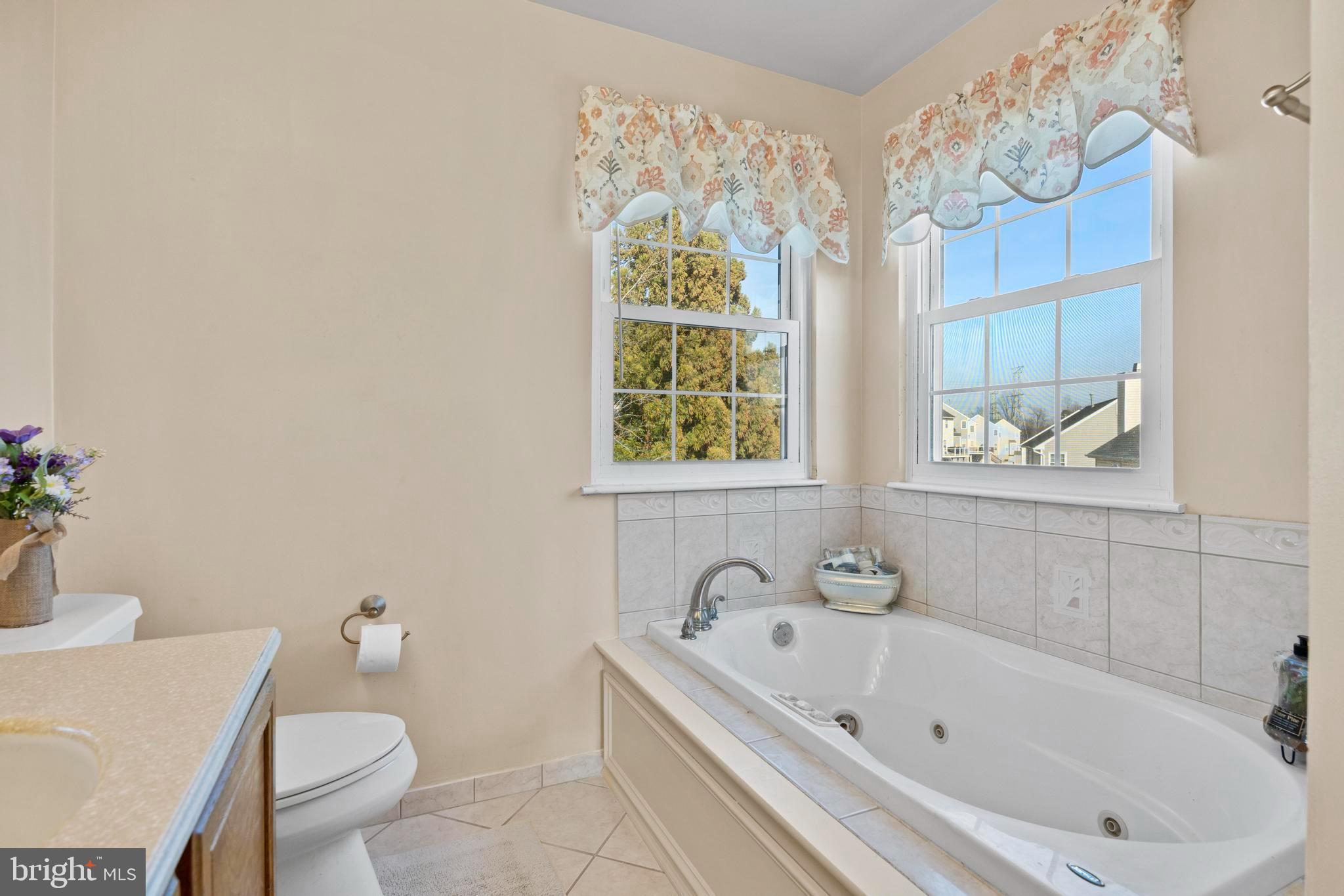 9046 TARPLEYS CIRCLE