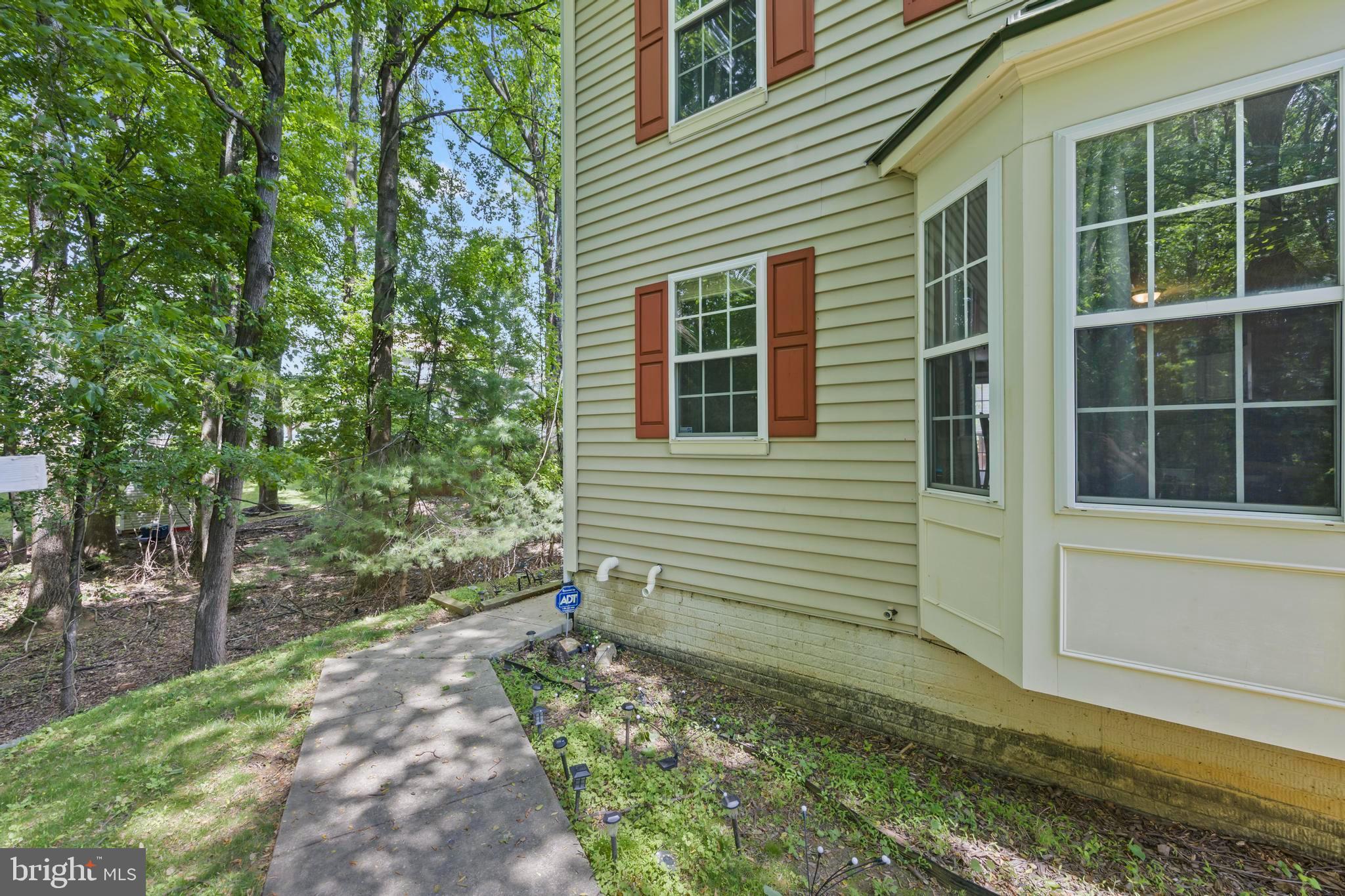 9847 BON HAVEN LANE