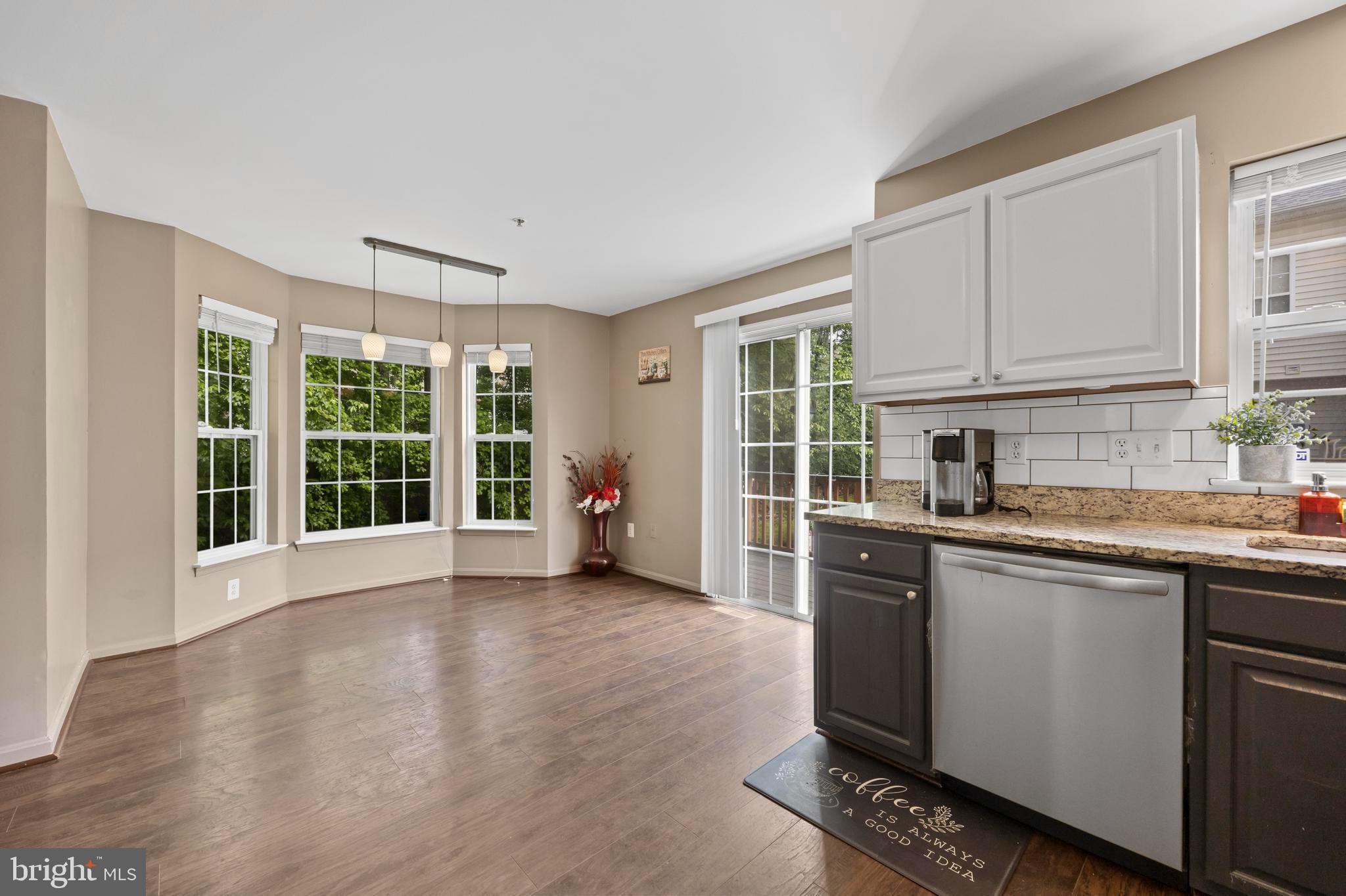 9847 BON HAVEN LANE