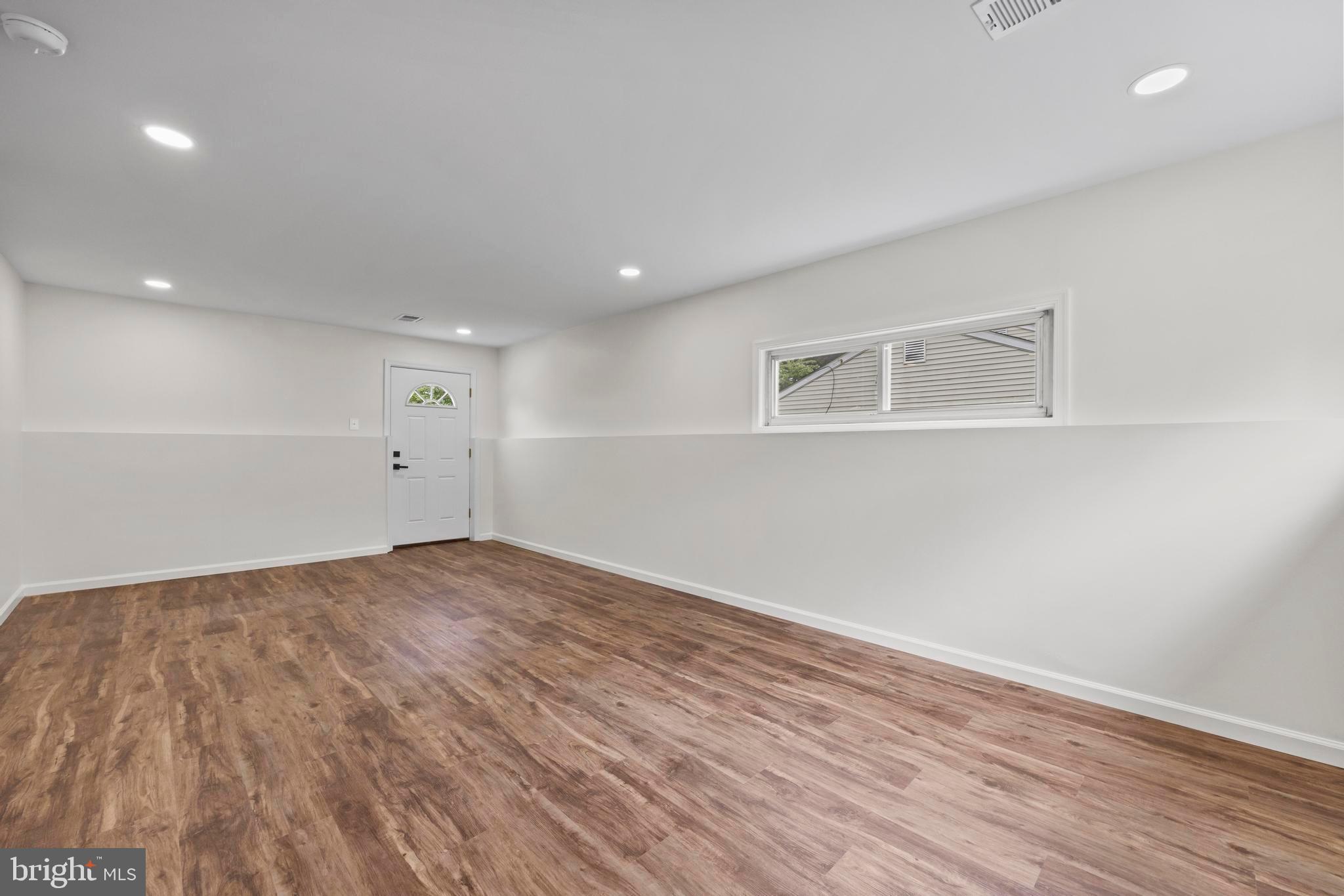 5815 HERON DRIVE