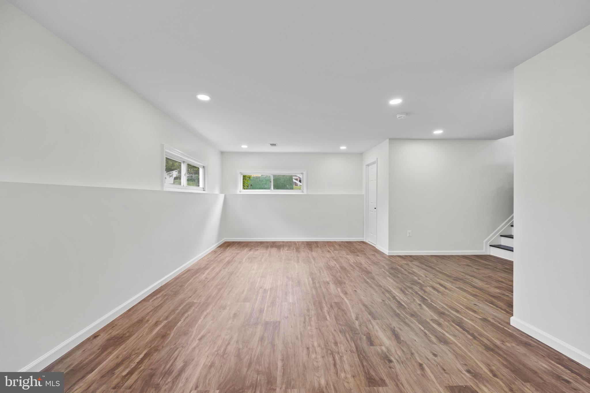 5815 HERON DRIVE