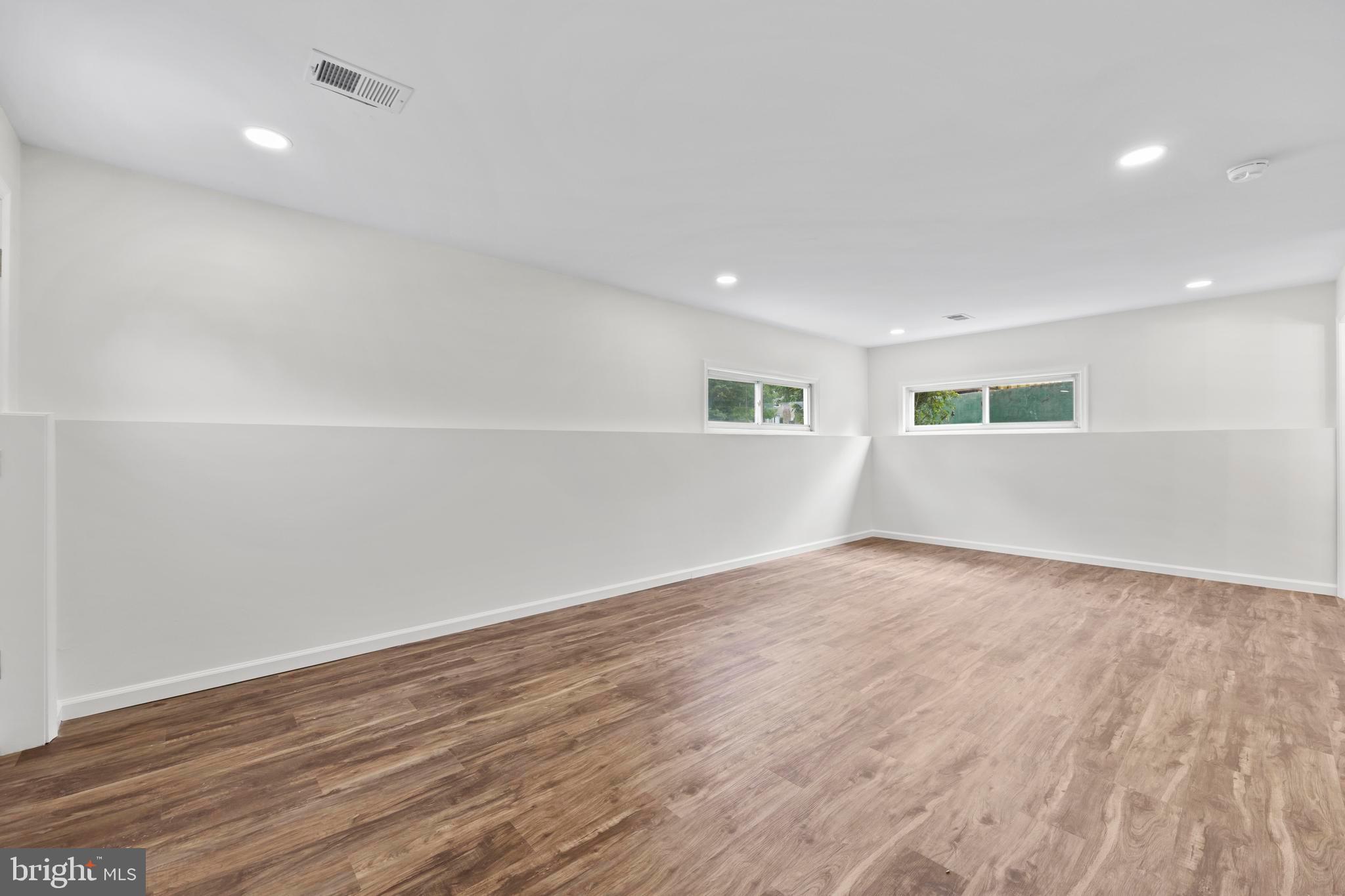 5815 HERON DRIVE