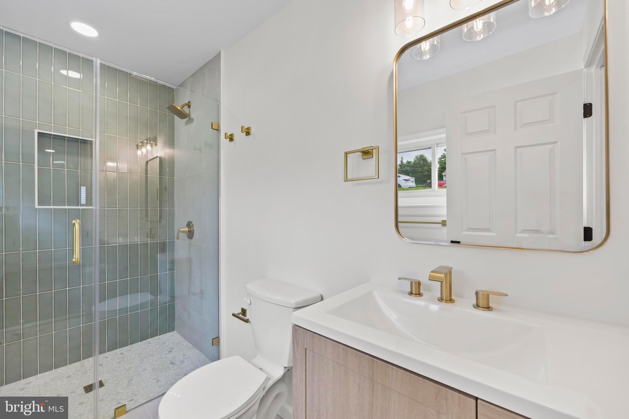 5815 HERON DRIVE