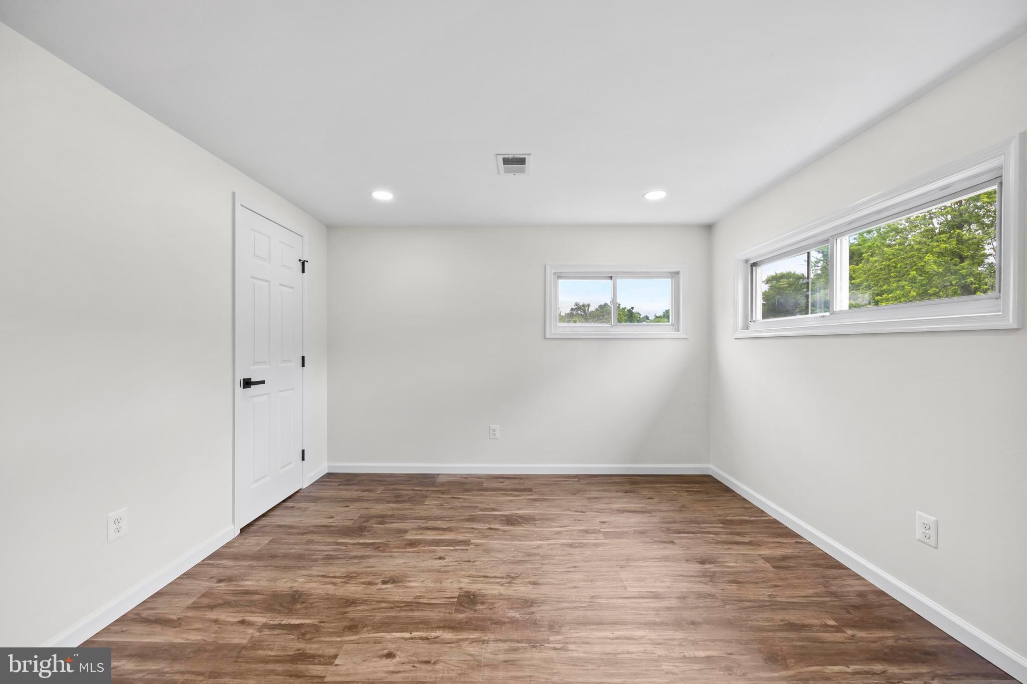 5815 HERON DRIVE