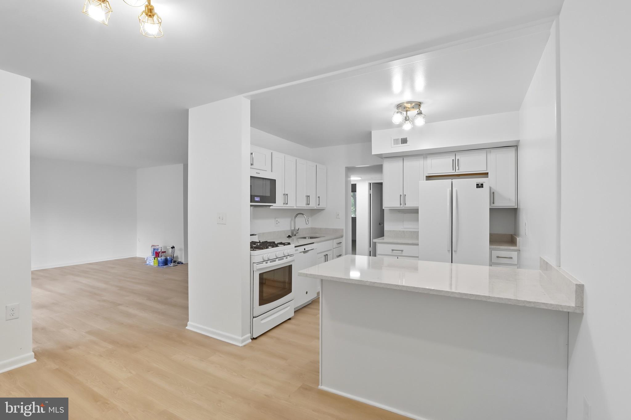 5005 GREEN MOUNTAIN CIRCLE 4