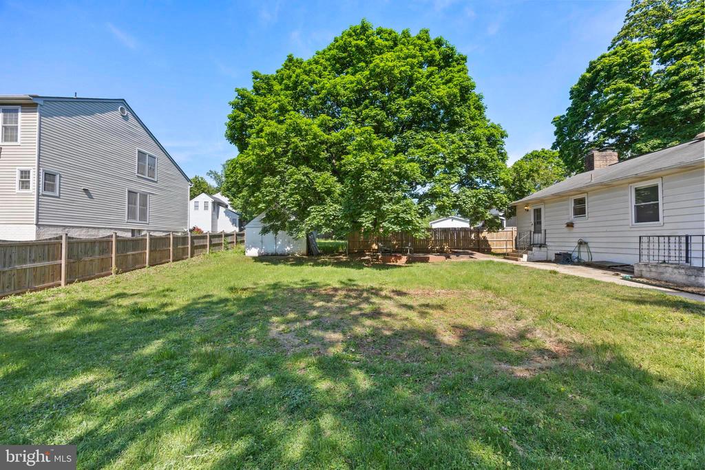 9425 GUILFORD ROAD