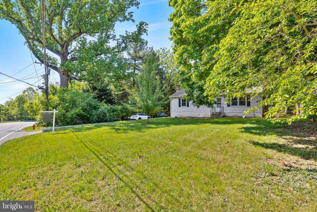 9425 GUILFORD ROAD