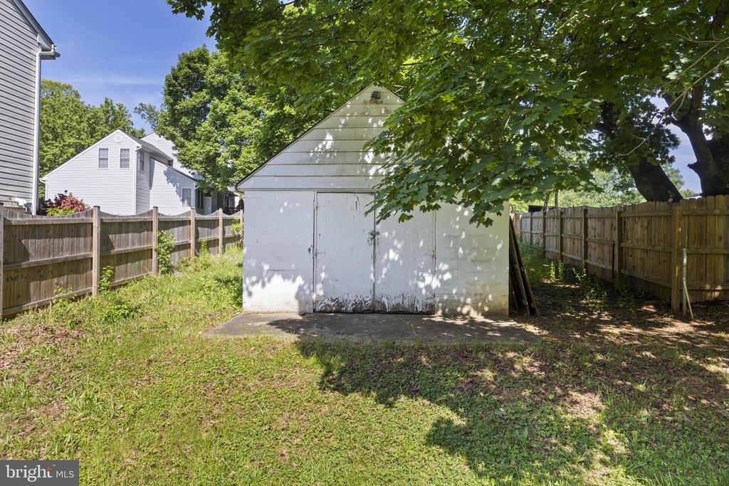 9425 GUILFORD ROAD