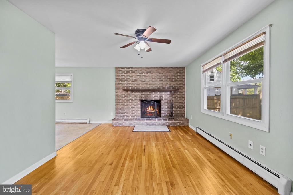 9425 GUILFORD ROAD