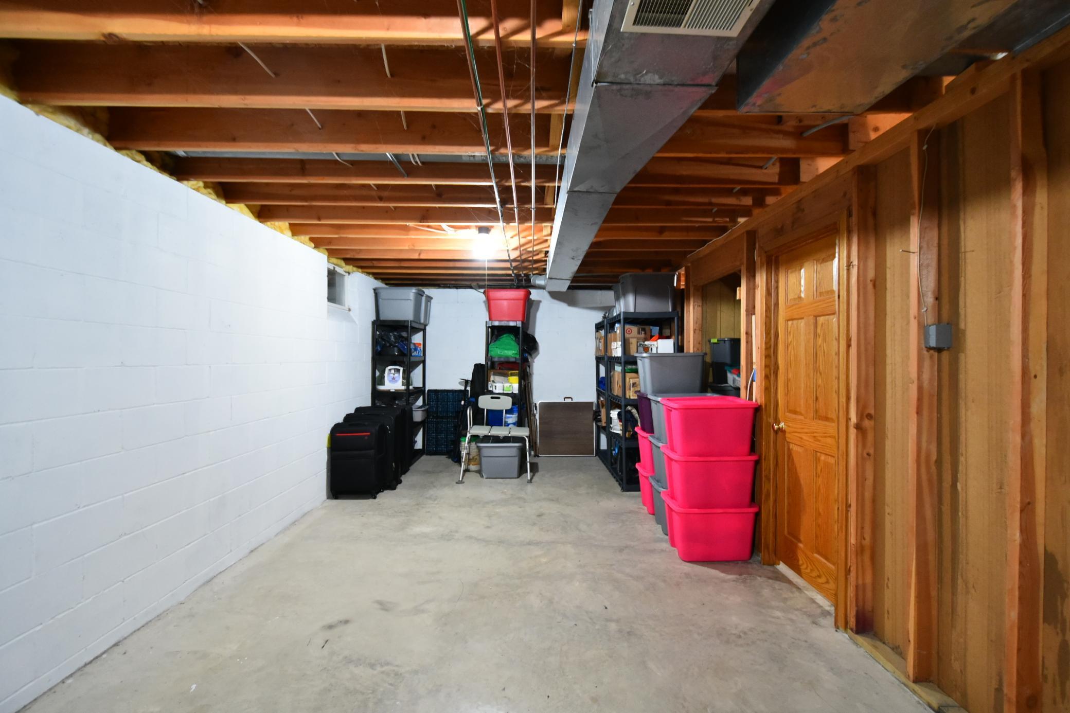 255 Spates Avenue