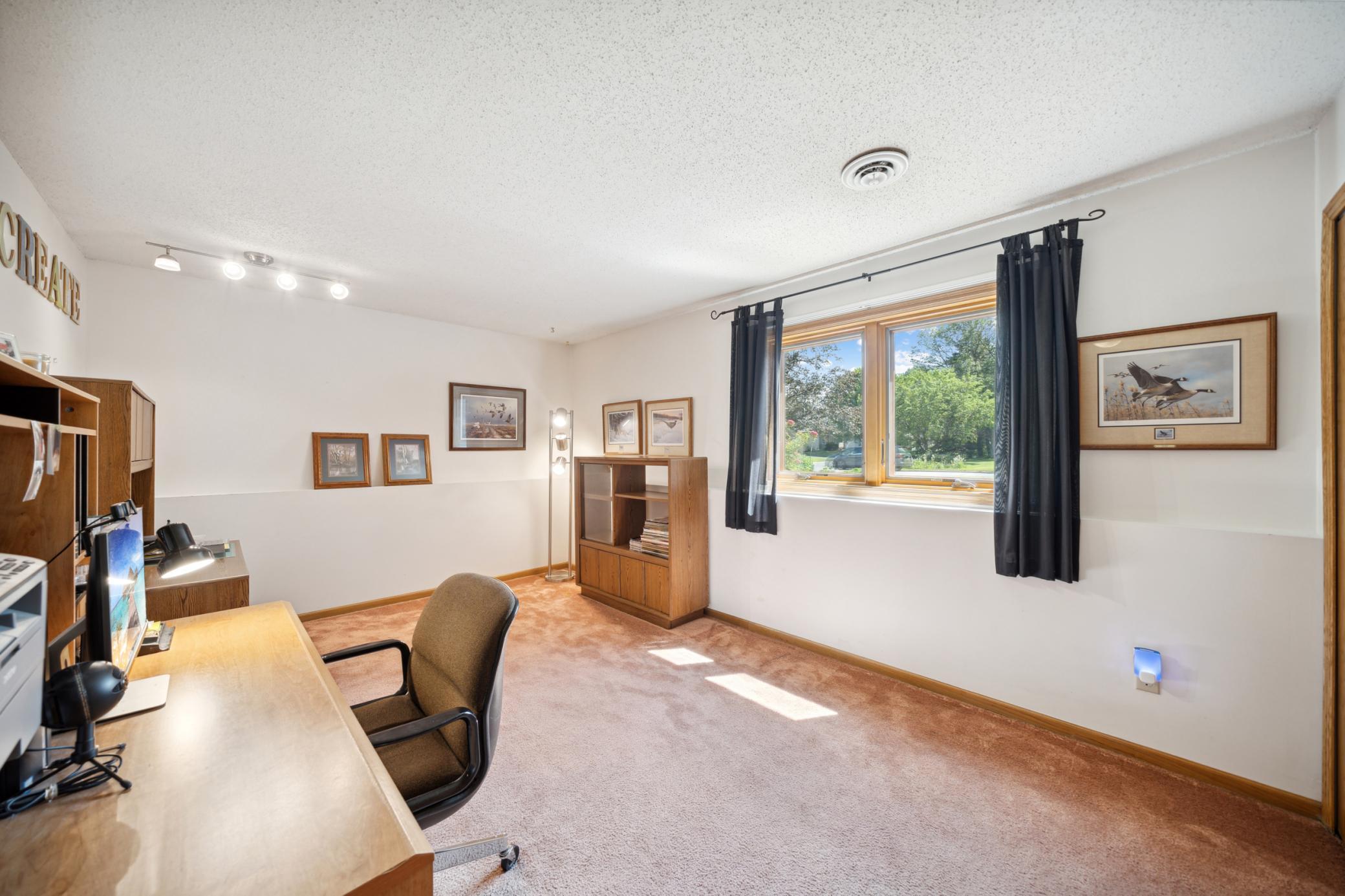 916 Southwind Drive